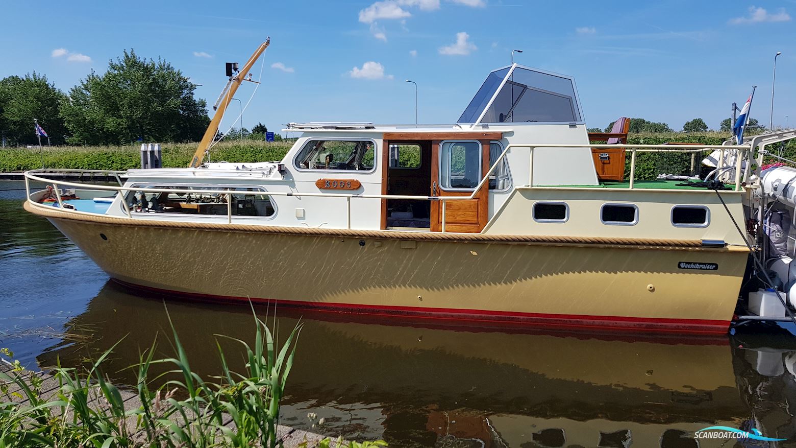Vechtkruiser 1060 AK Motor boat 1980, with Allpa Sole engine, The Netherlands