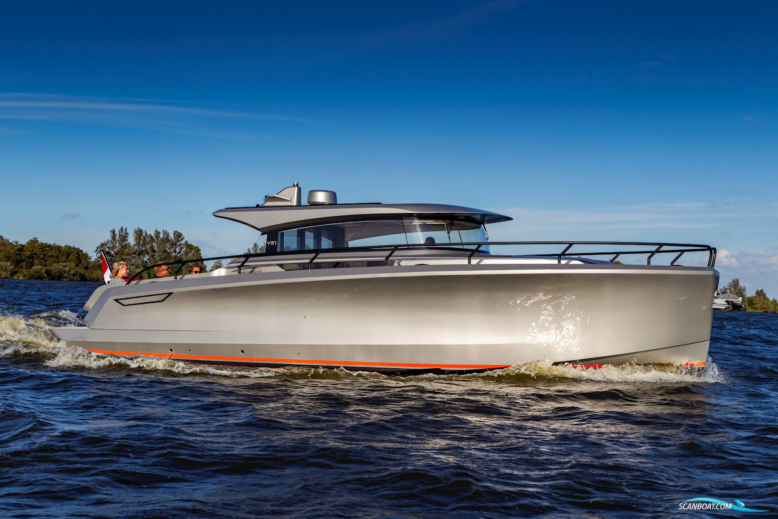 Venegy V37 Motor boat 2022, with Volvo Penta engine, The Netherlands