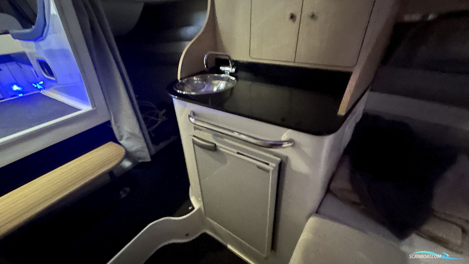  Saver 750 Cabin