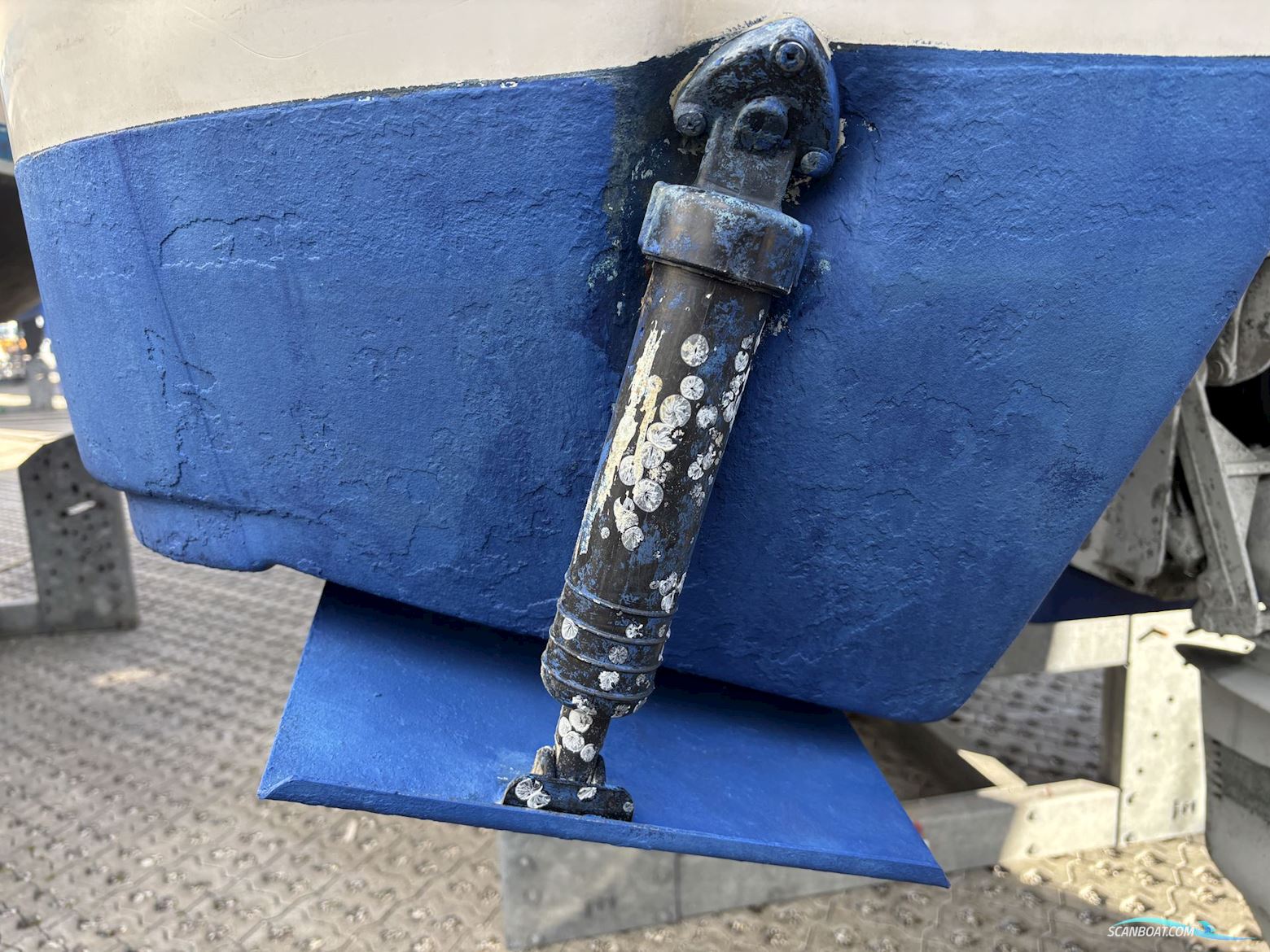 2001 Bavaria Sport 270 - fin weekendcruiser med kun 1000 motortimer