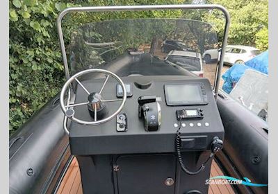 7.6 Motorbåd 0, med Suzuki motor, England