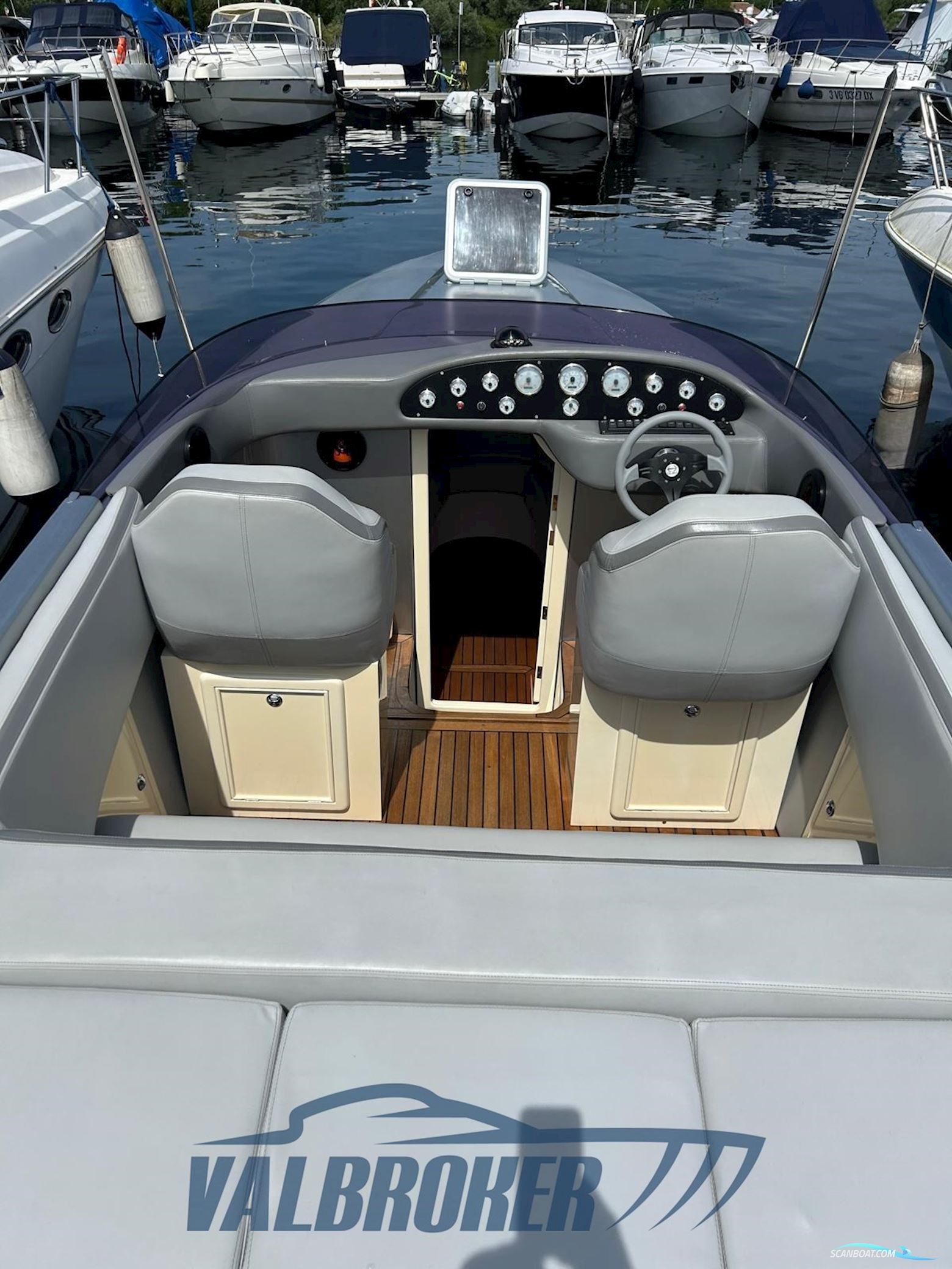 Abbate Tullio Superiority 32