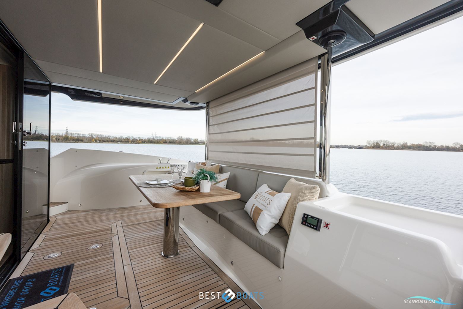 Absolute  Navetta 52