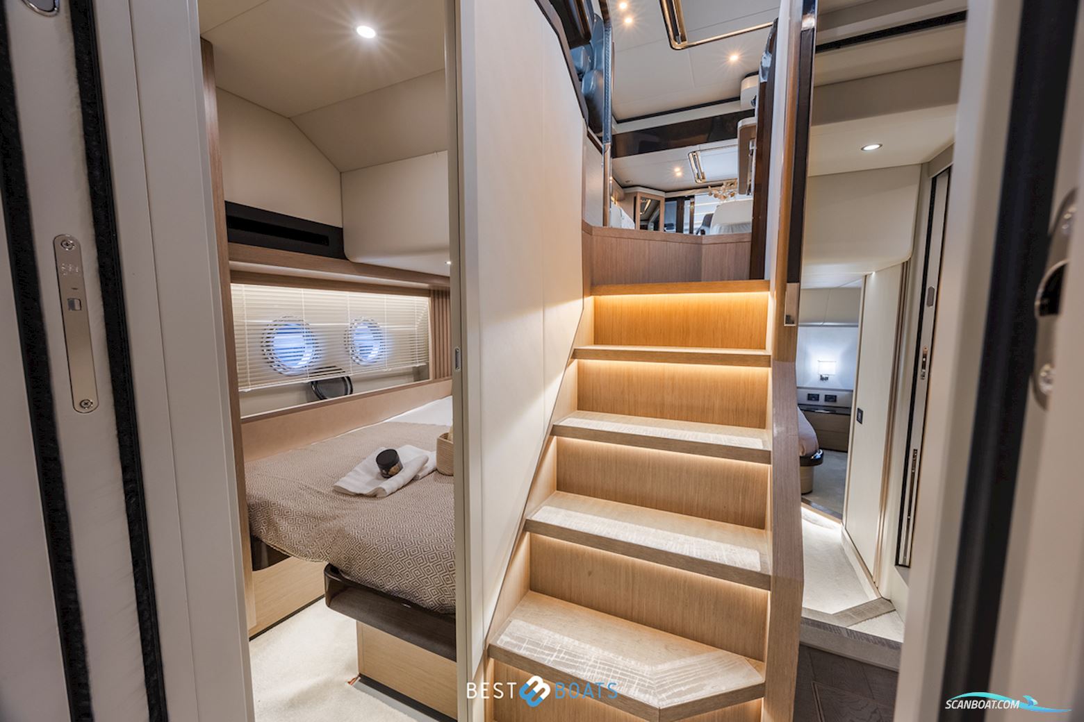 Absolute  Navetta 52