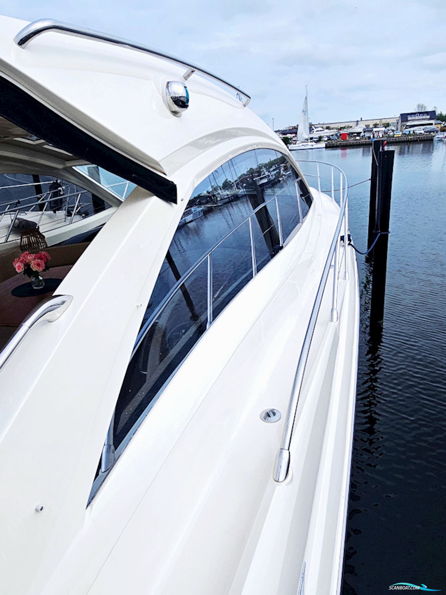 Absolute 47 HT Volvo Penta IPS-600