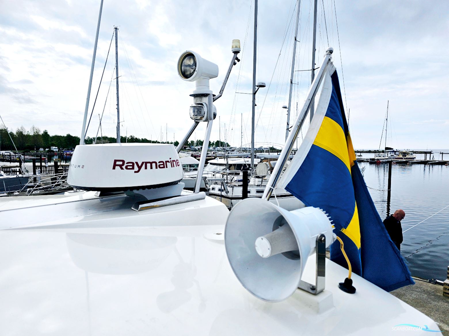 Absolute 47 HT Volvo Penta IPS-600