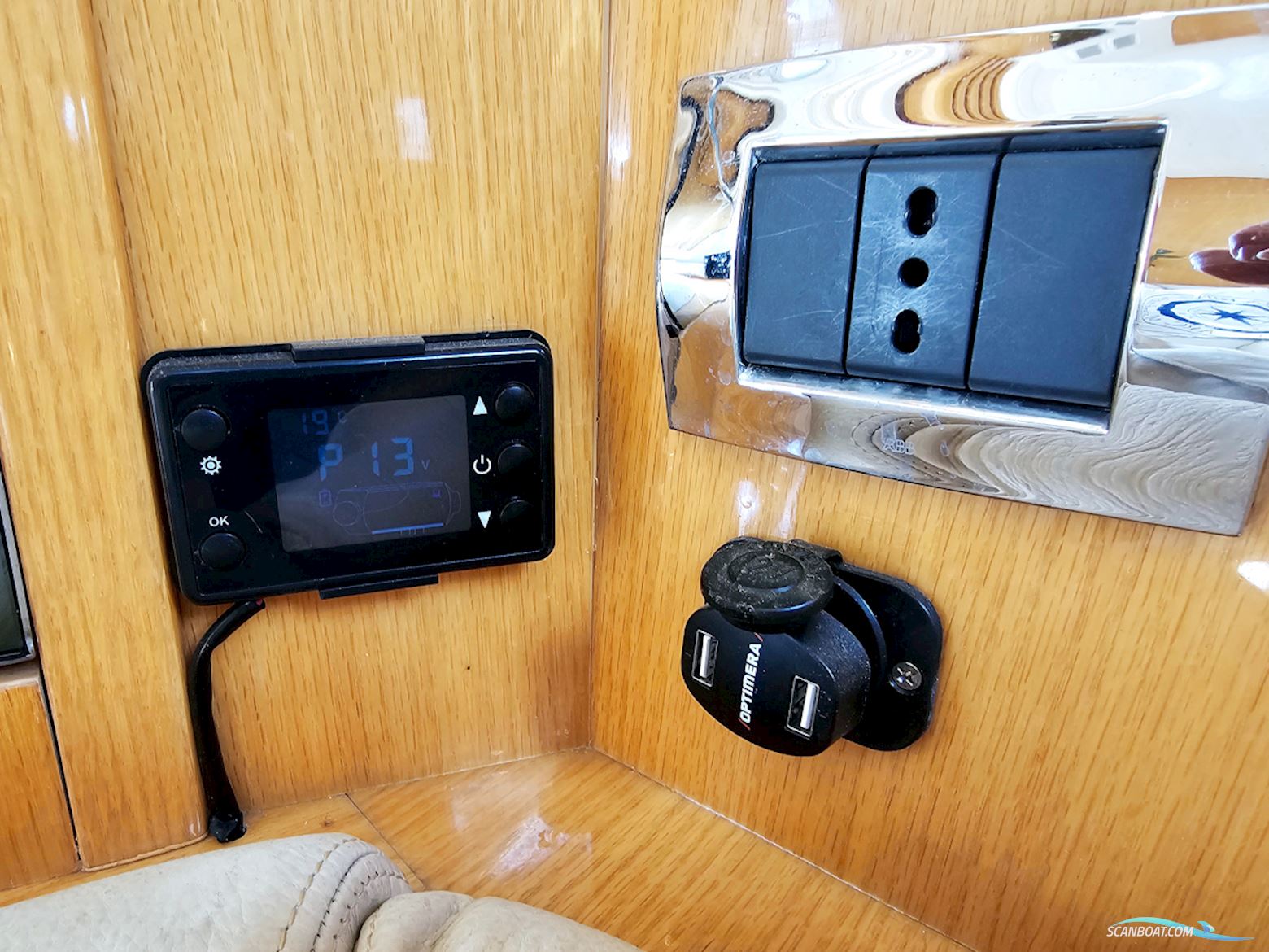 Absolute 47 HT Volvo Penta IPS-600