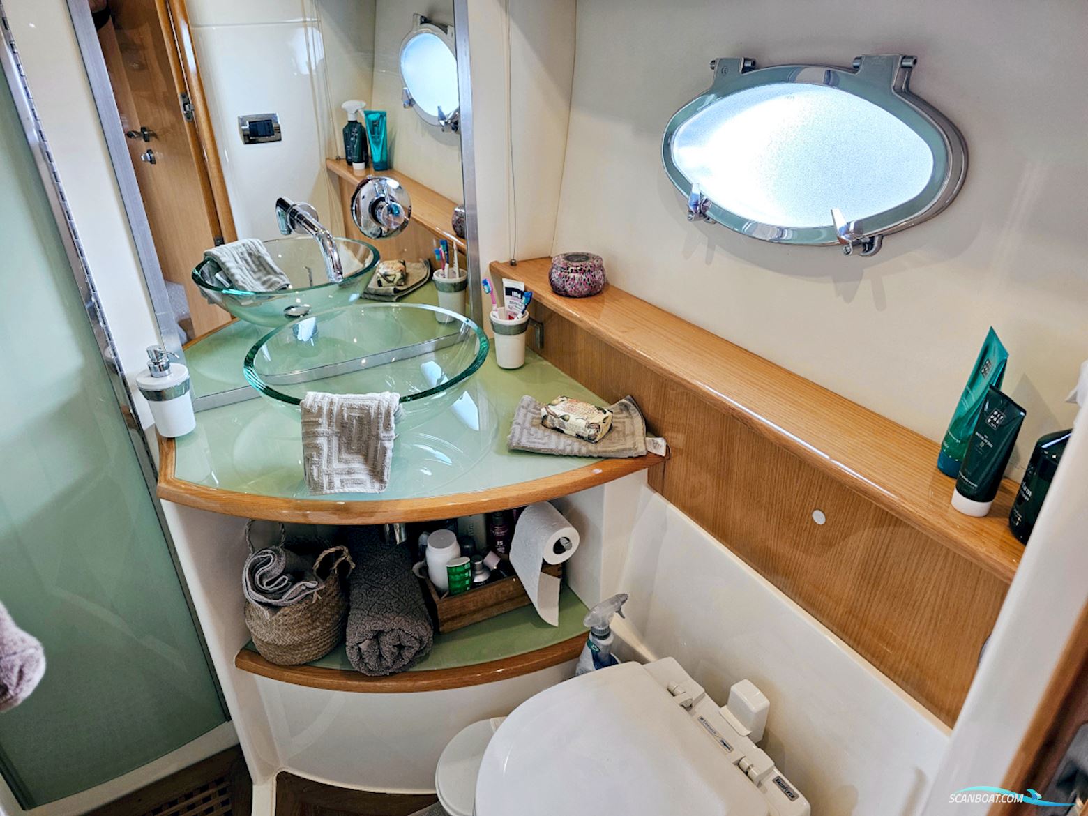 Absolute 47 HT Volvo Penta IPS-600