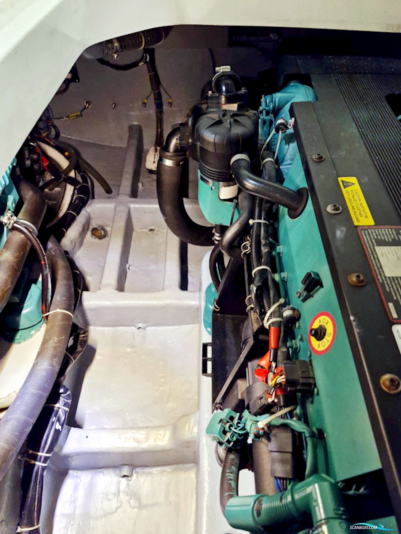 Absolute 47 HT Volvo Penta IPS-600