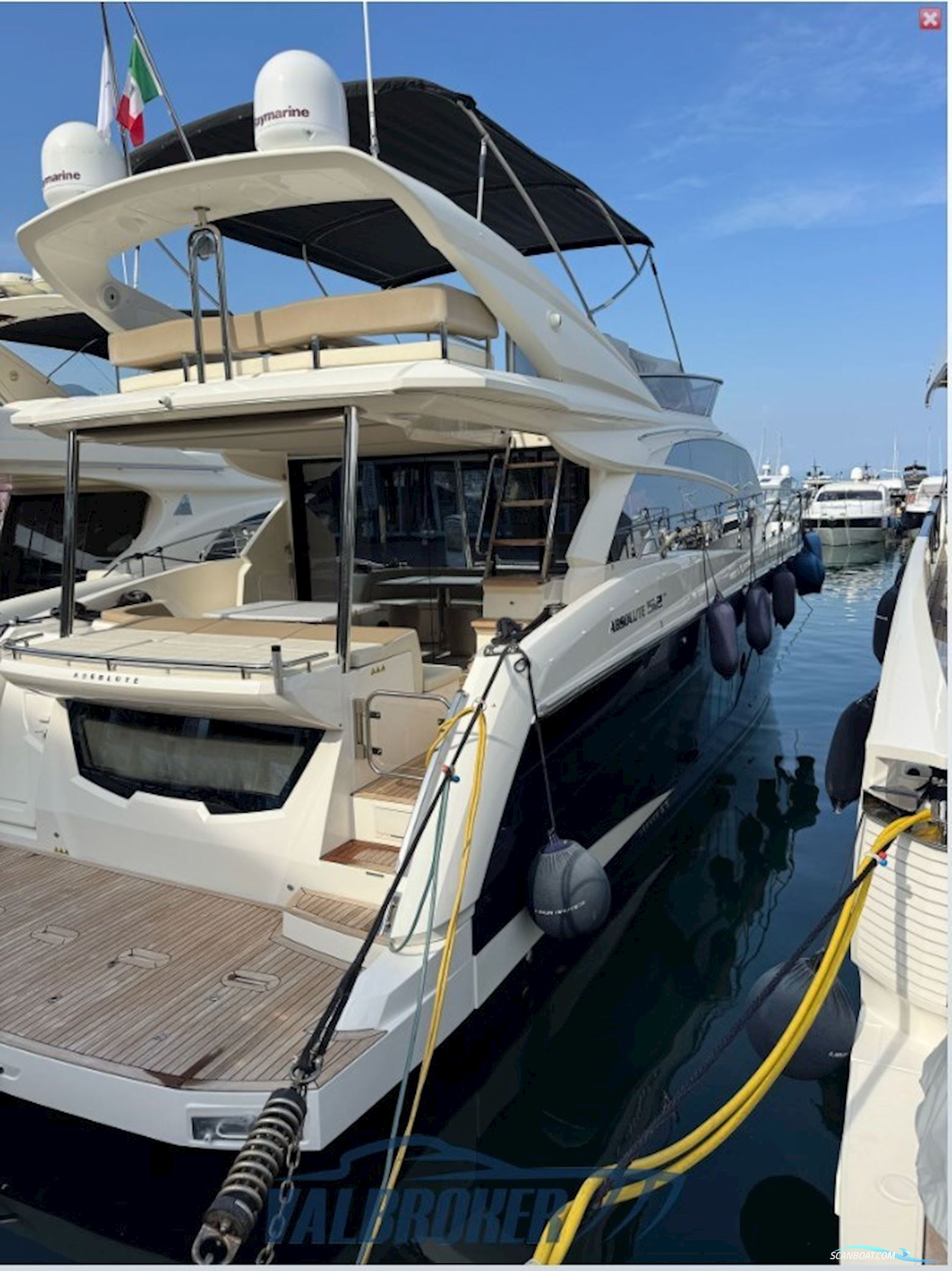 Absolute 52 FLY Motorbåd 2016, med Volvo Penta IPS 600 motor, Italien