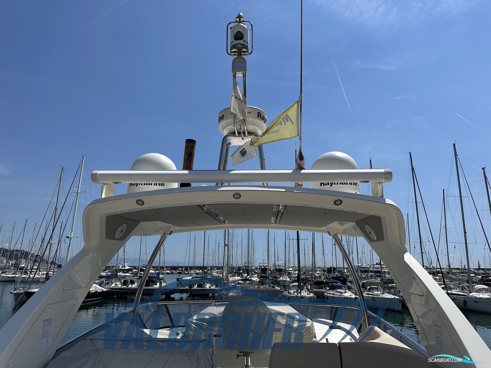 Absolute Navetta 52