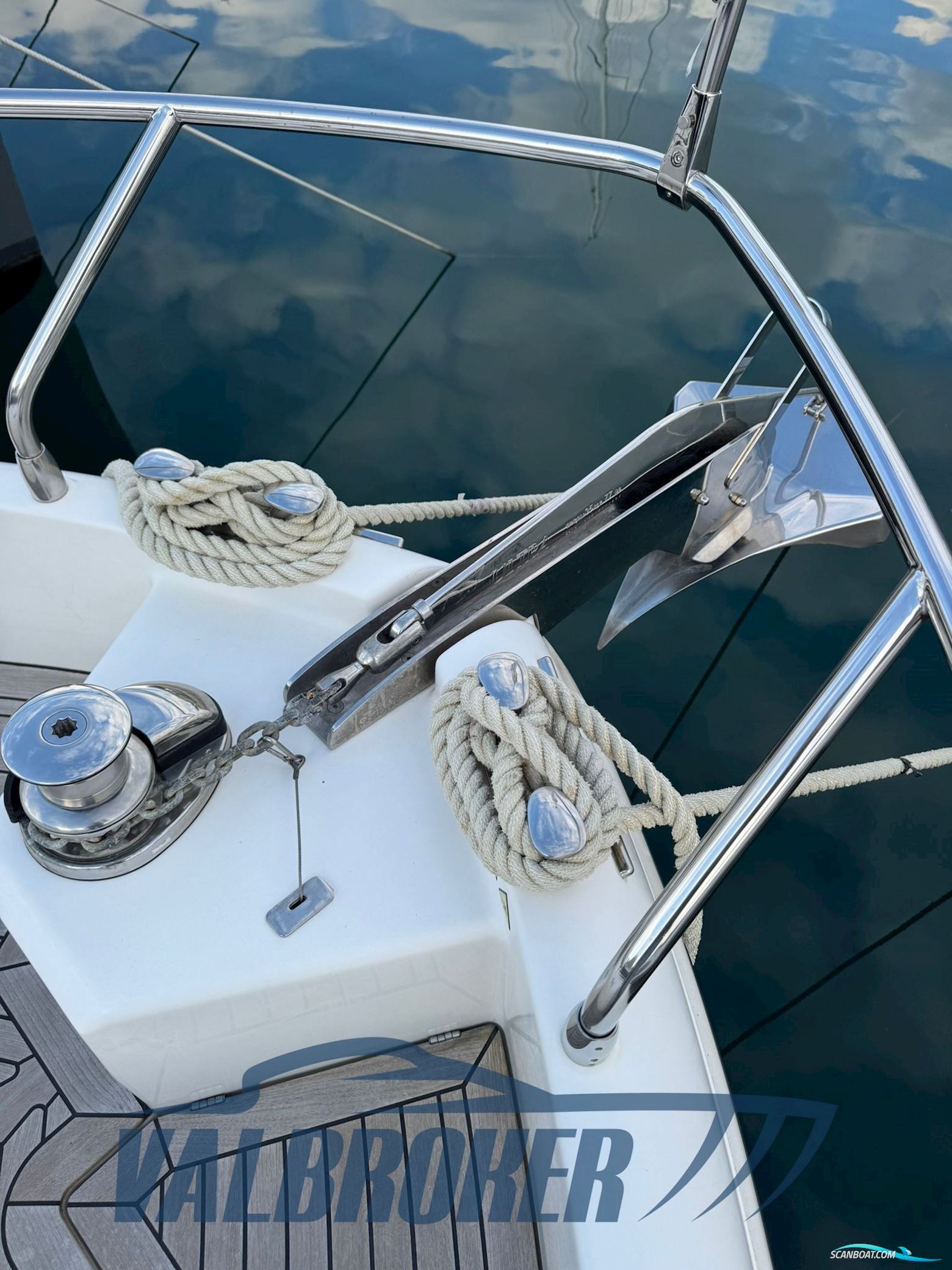 Absolute Navetta 52