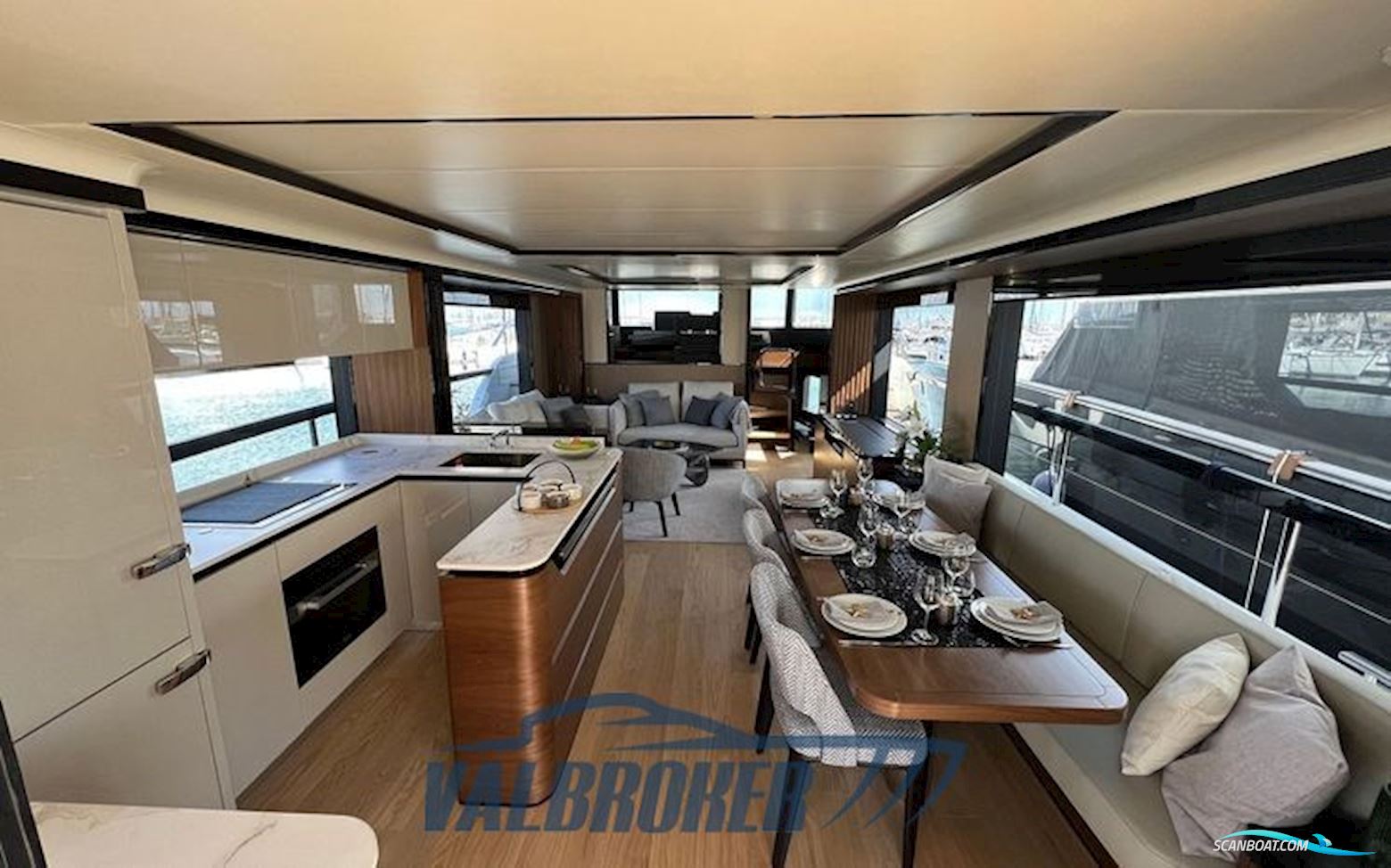 Absolute Navetta 68