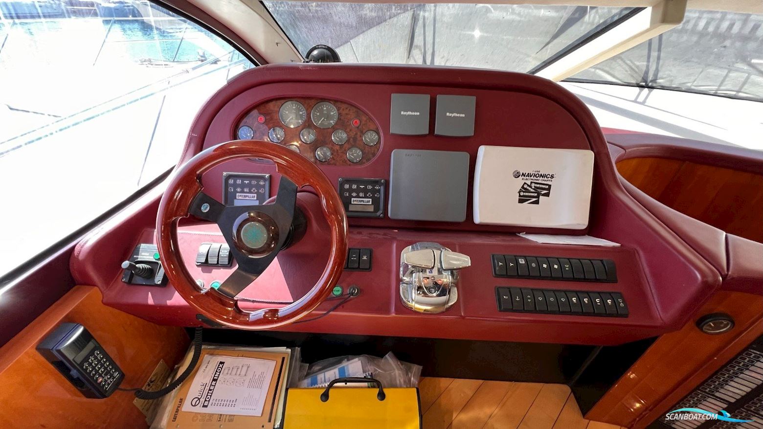 ADMIRAL 62 FLY - MODEL 2001