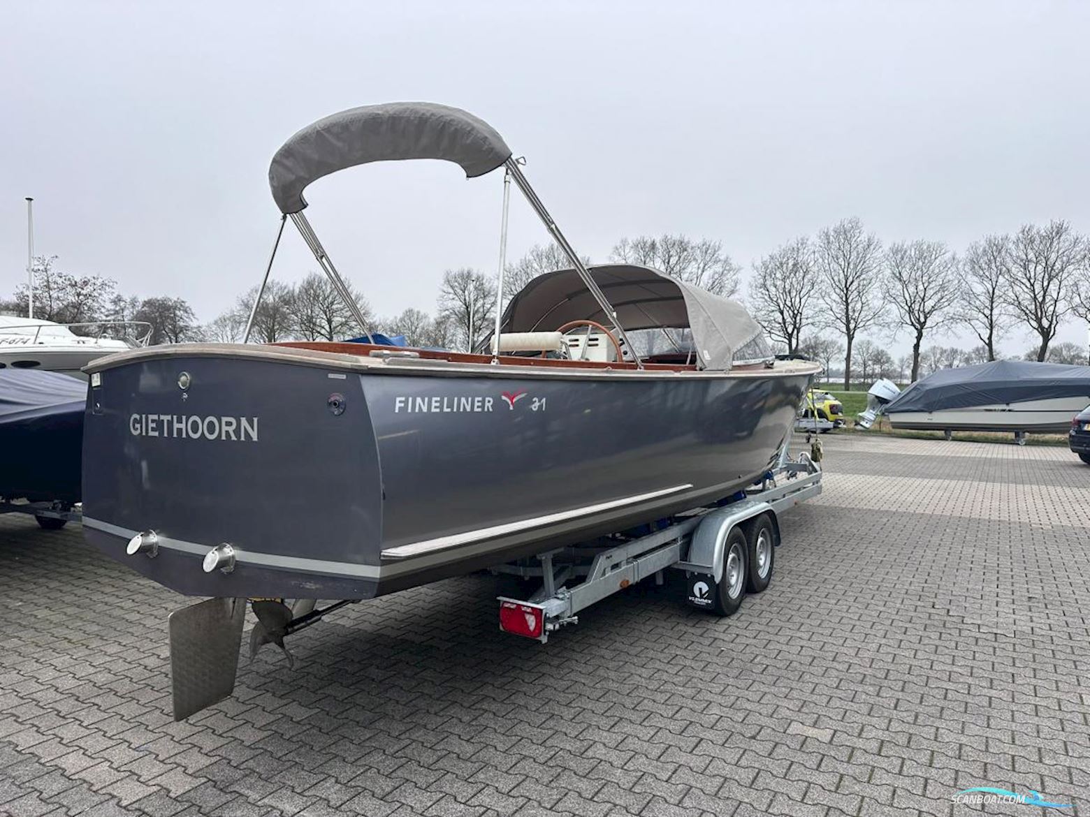 Admirals Tender  31 Fineliner by Van der Stadt