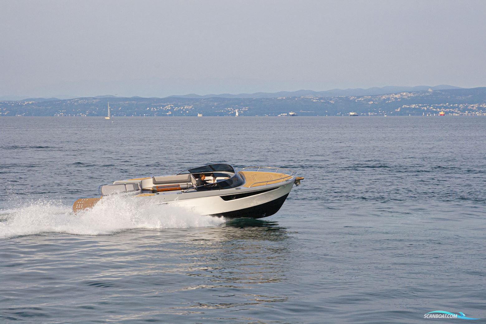 Alfastreet Marine 28 Cabin
