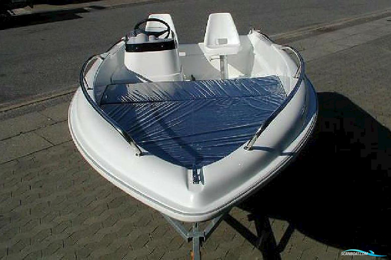 Alka 430  Motorbåd 2015, Danmark