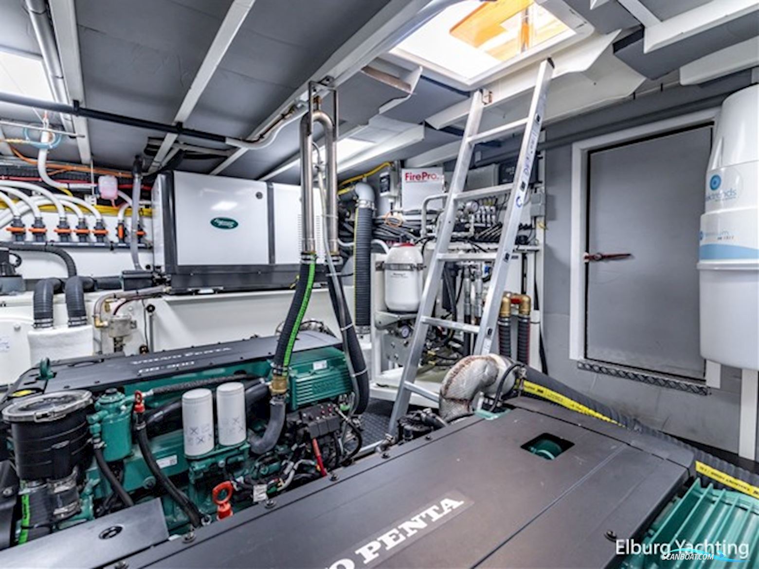 Alm Grand Voyager 65 