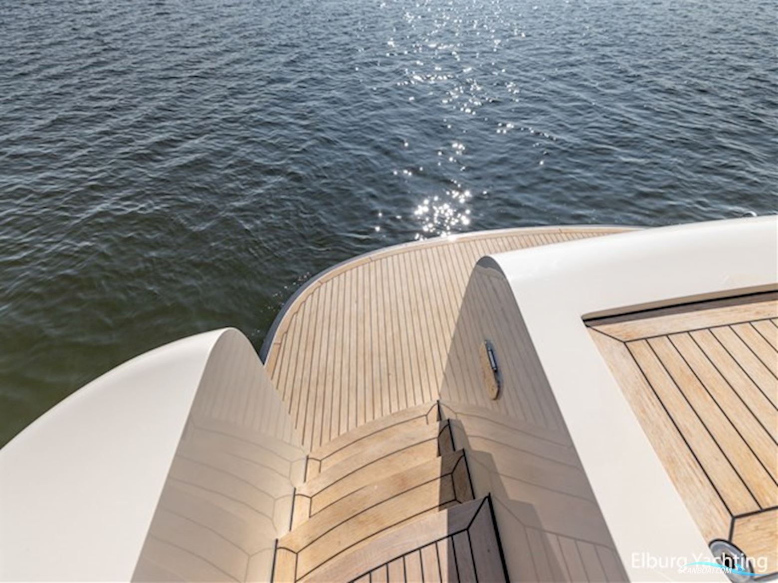 Alm Grand Voyager 65