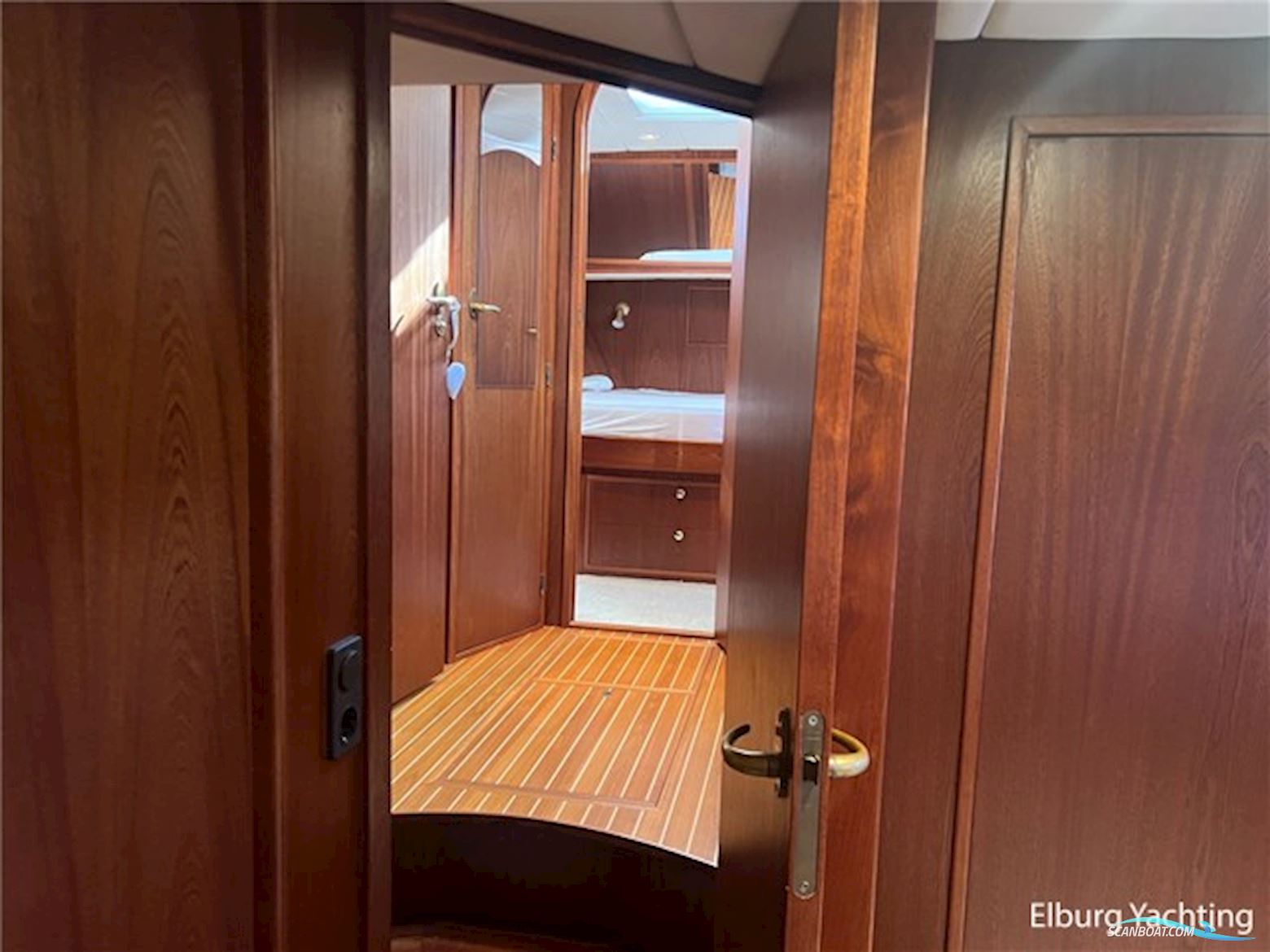 Alm Trawler - 13.20 AD 