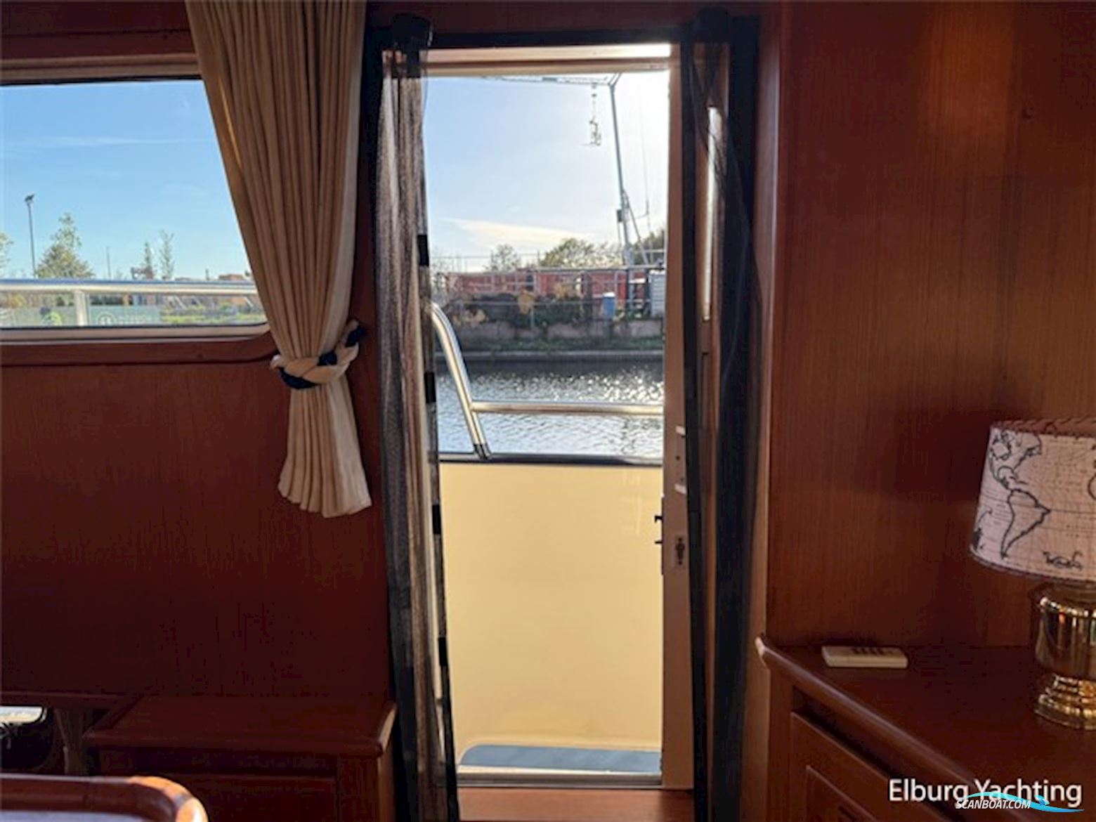Altena 45 Blue Water Trawler - Stabilizers