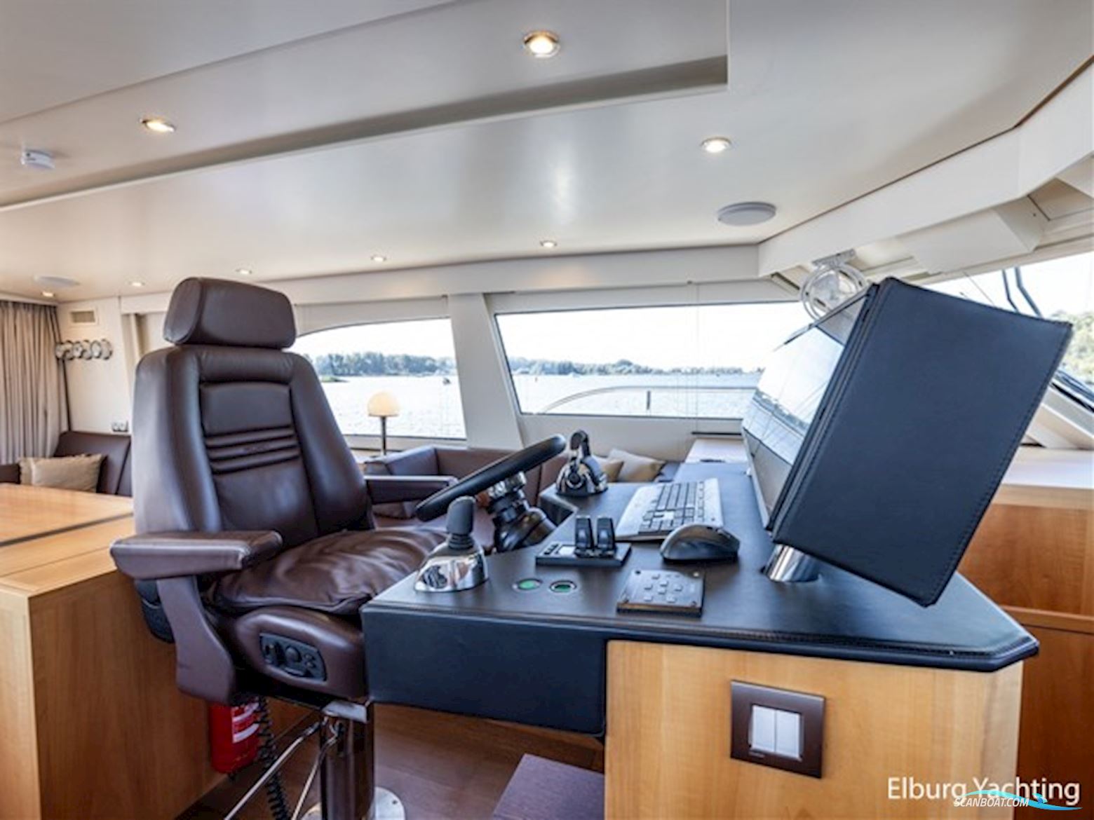 Altena 52 - Aluminium - Fast Going