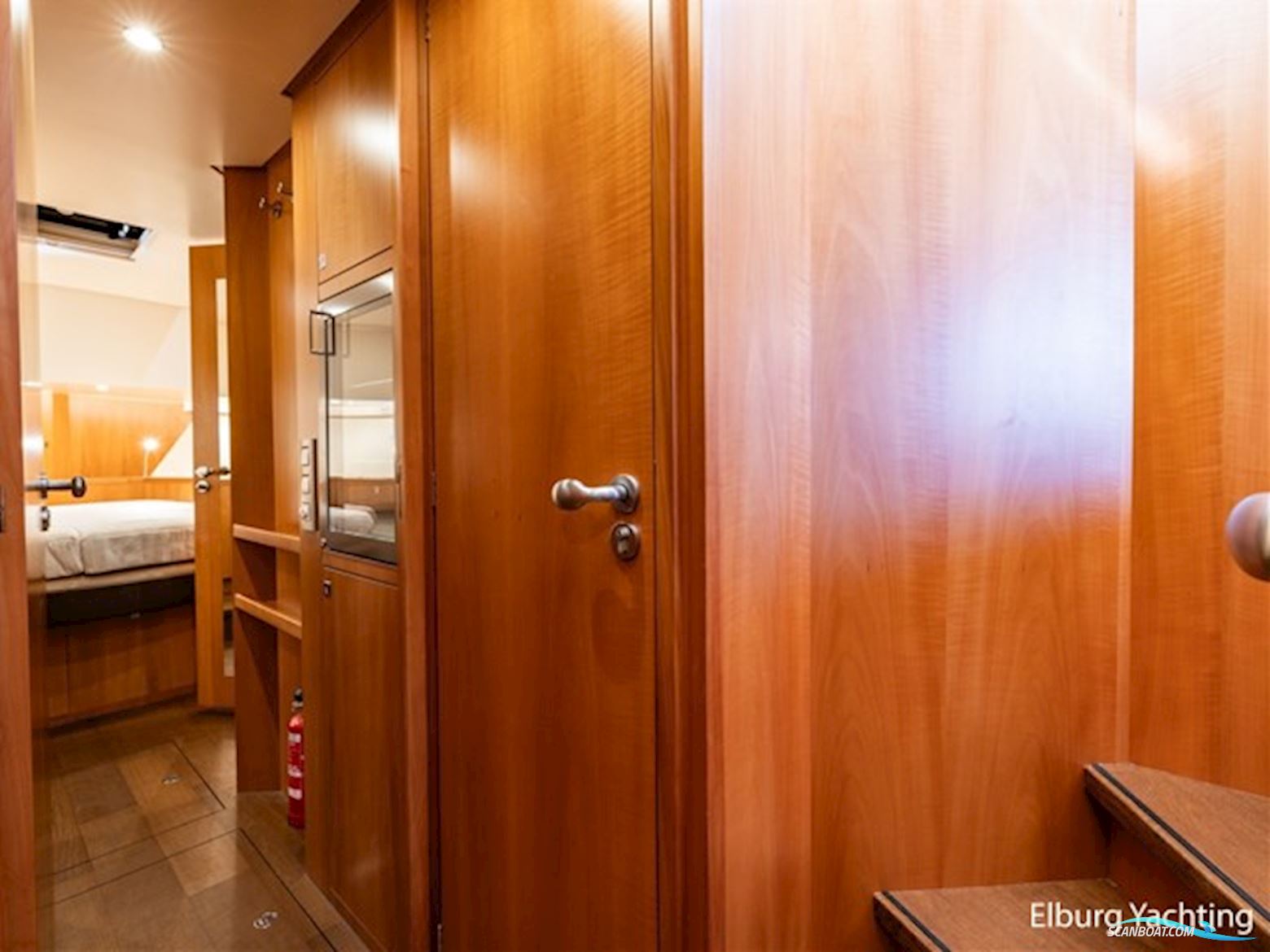 Altena 52 - Aluminium - Fast Going