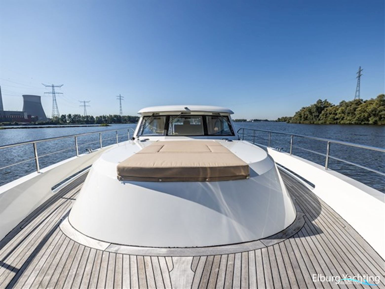 Altena 52 - Fast Going  - Aluminium