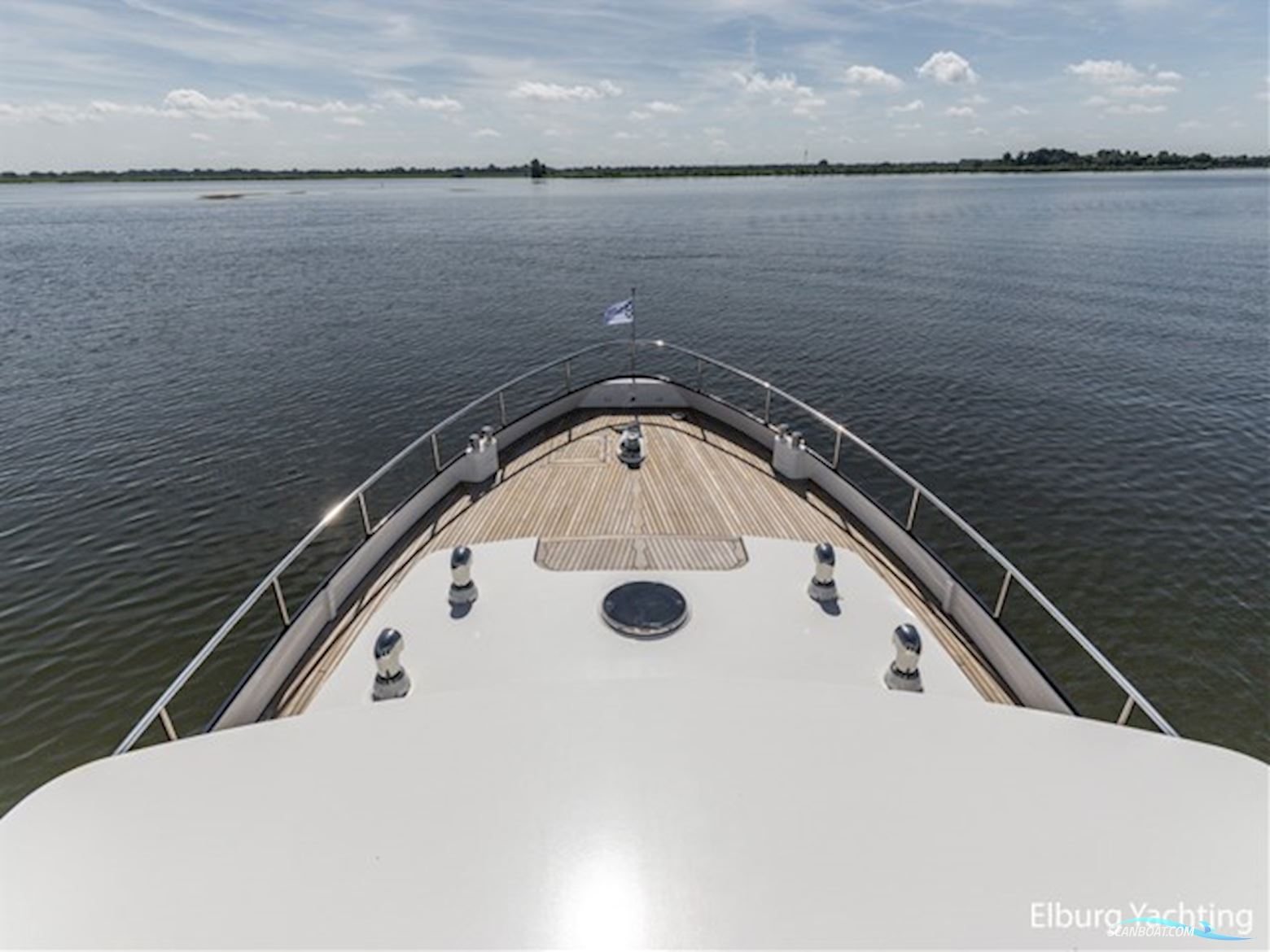 Altena 53 Custom Trawler - Stabilizers