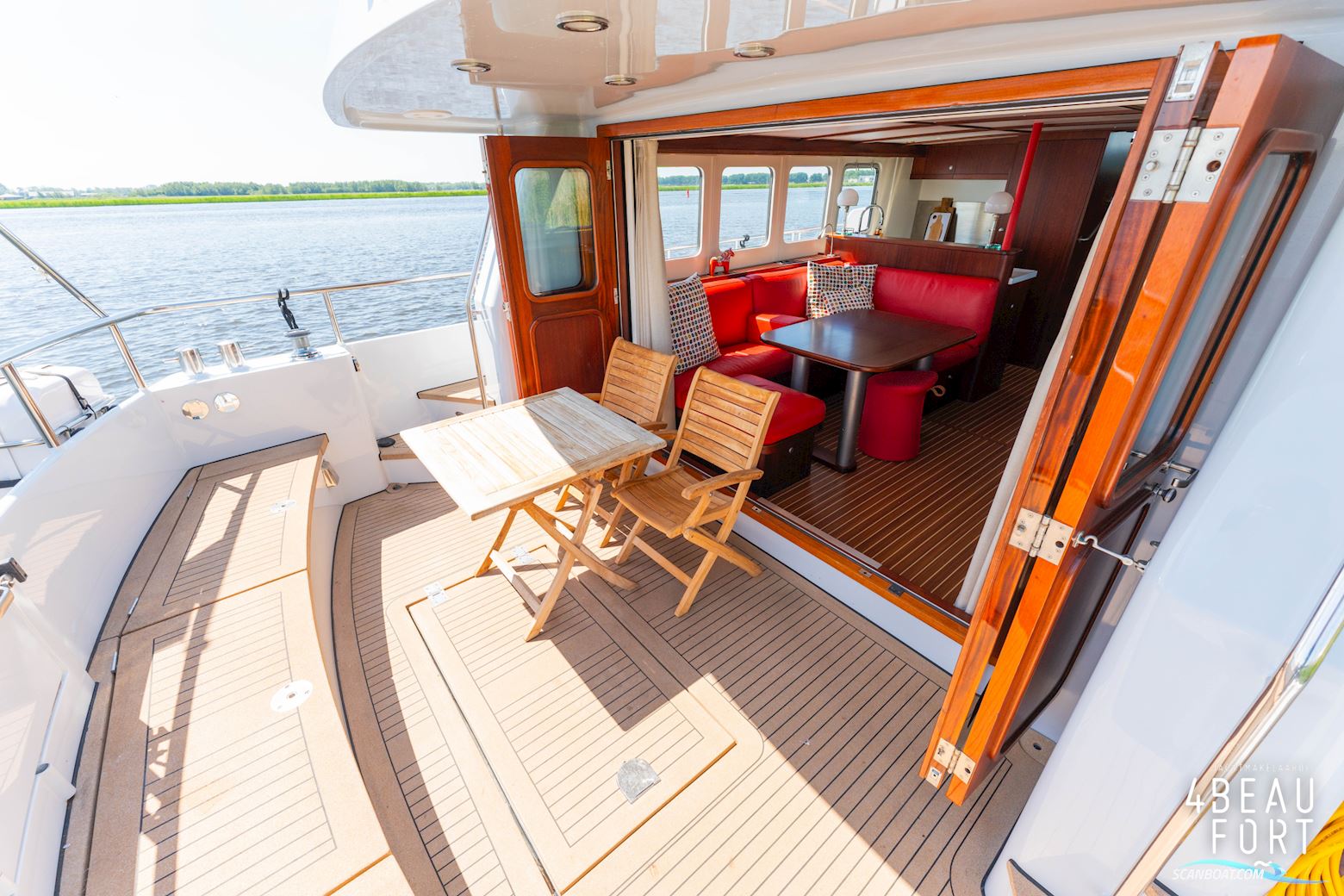 Altena 53 Custom Trawler
