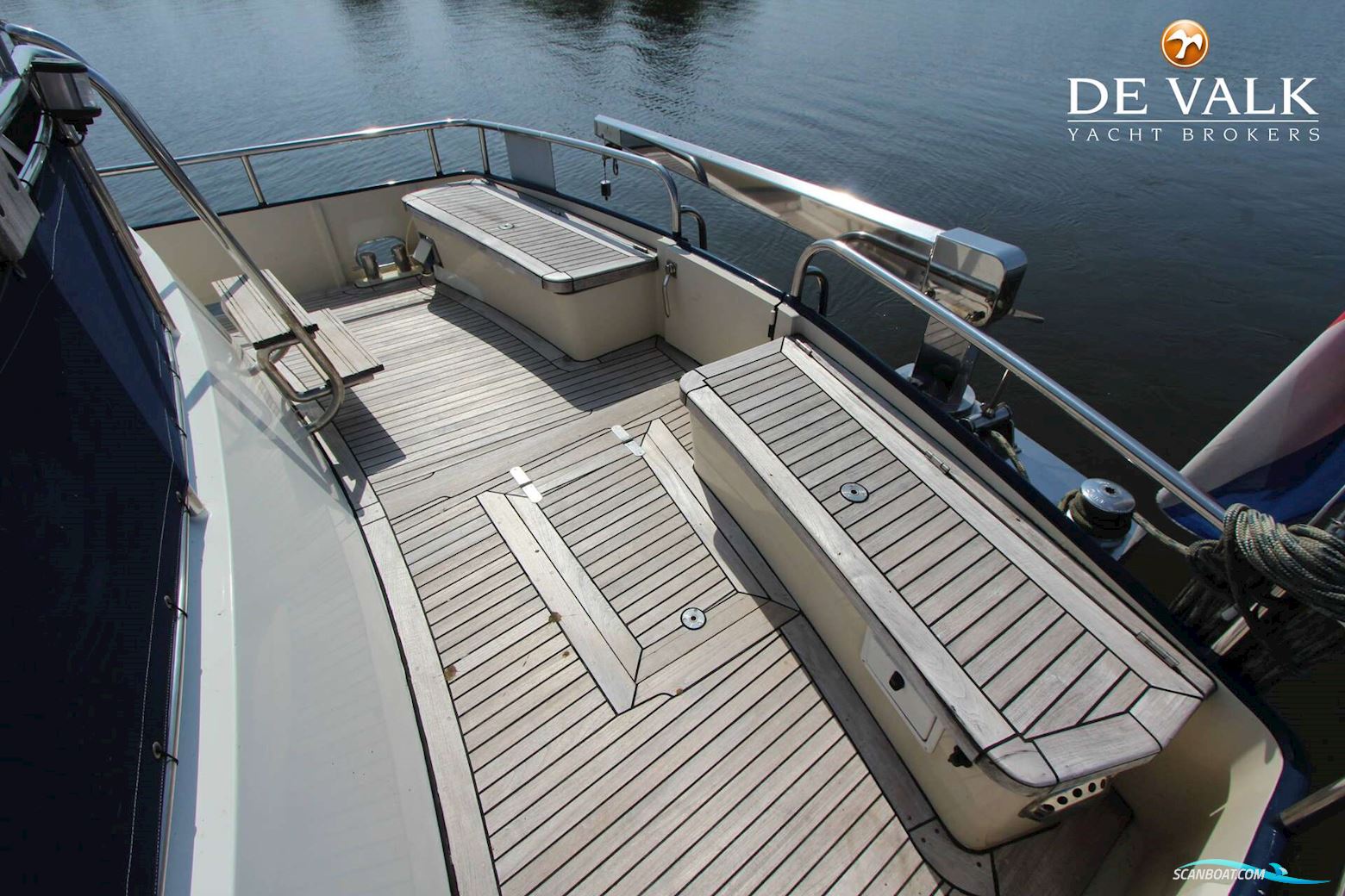 Altena Blue Water Trawler 48