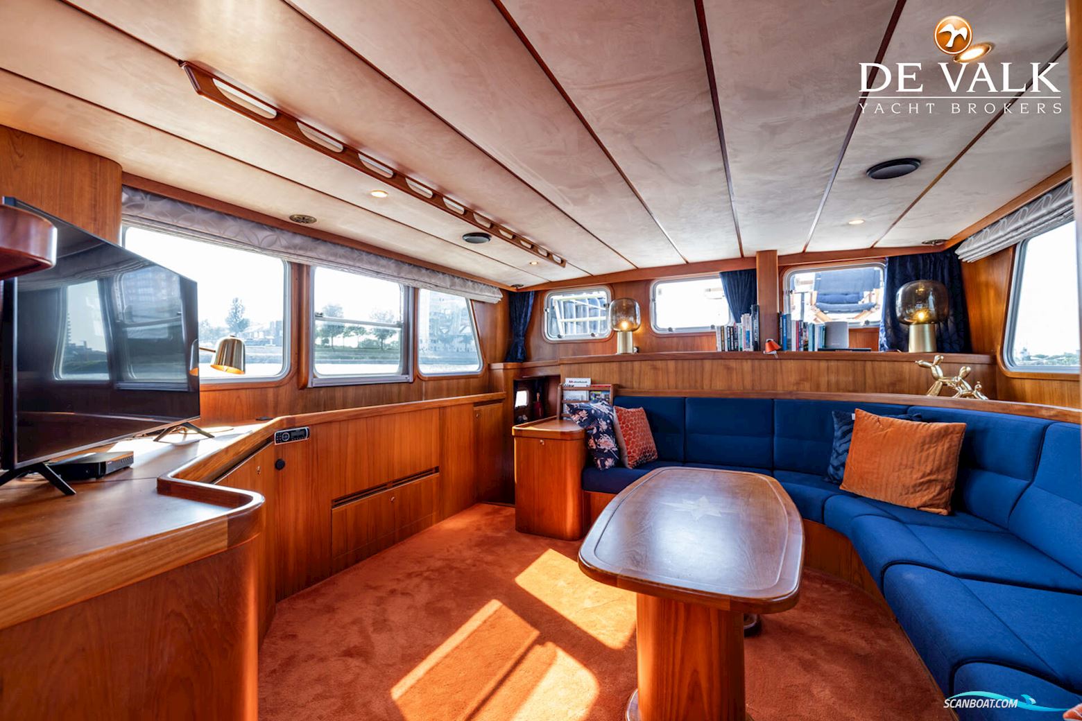 Altena Blue Water Trawler 58