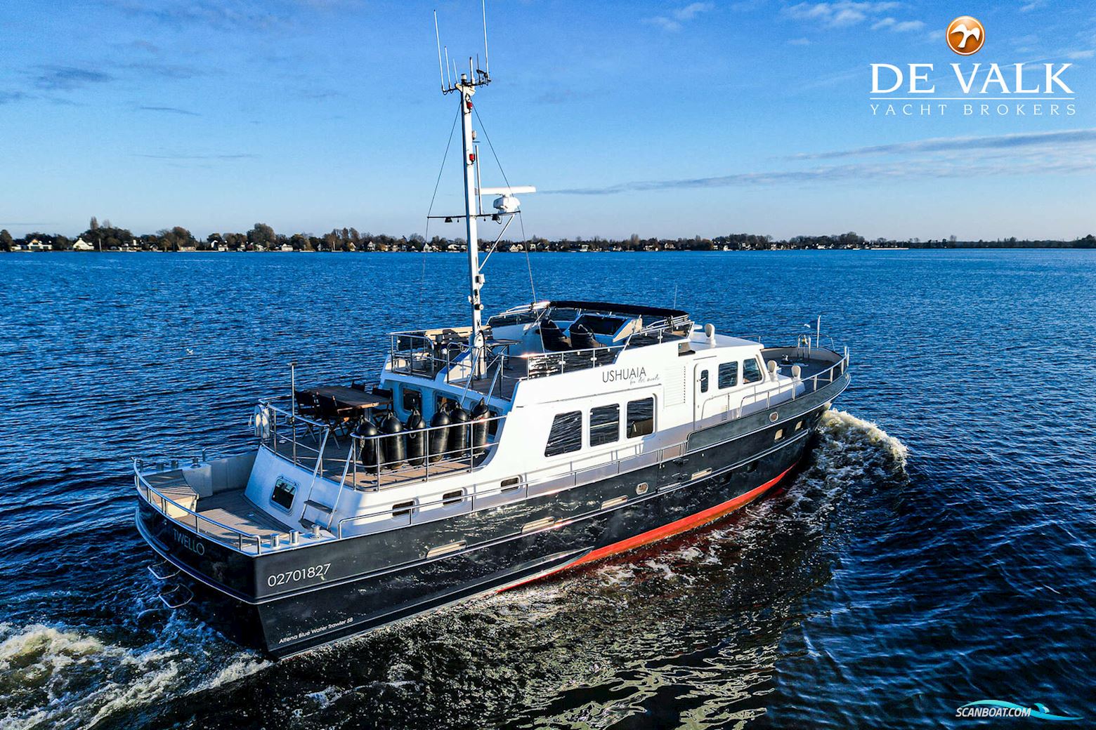 Altena Blue Water Trawler 58