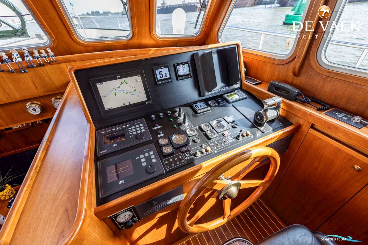 Altena Blue Water Trawler 58