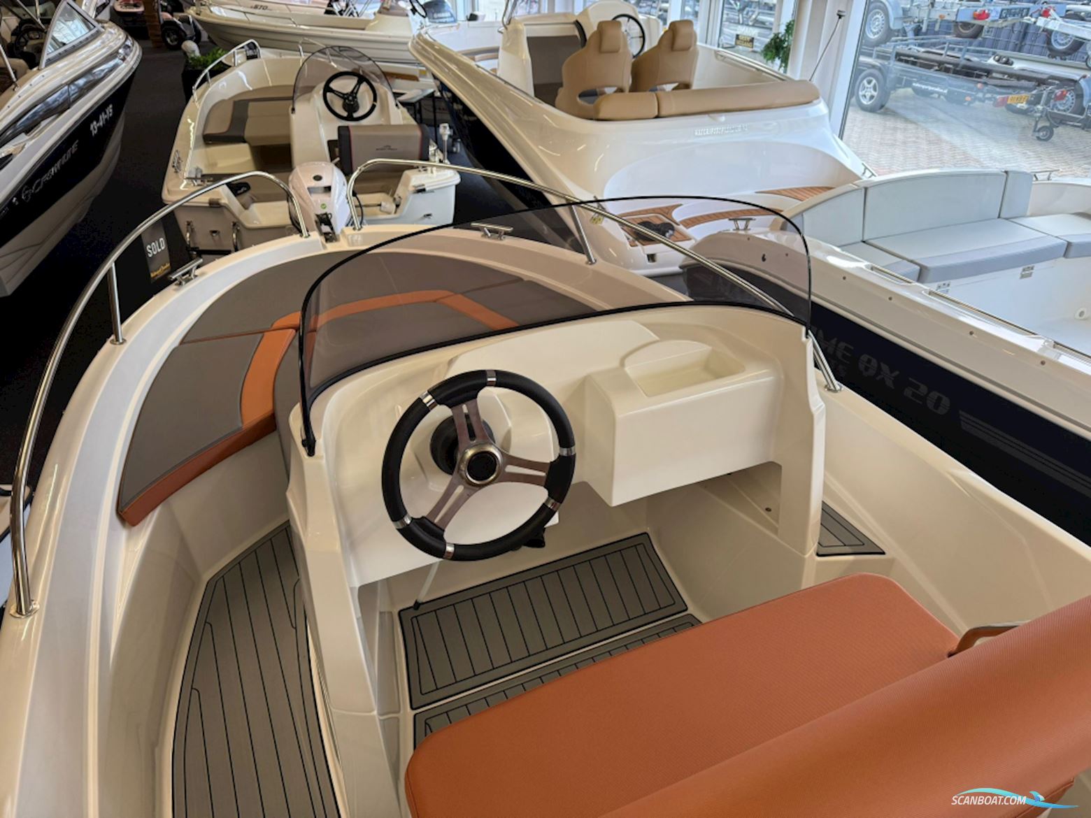 AM Yacht 520 Open