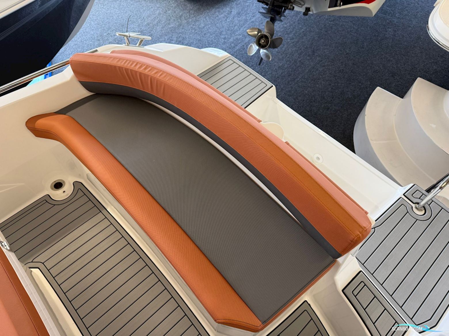 AM Yacht 520 Open