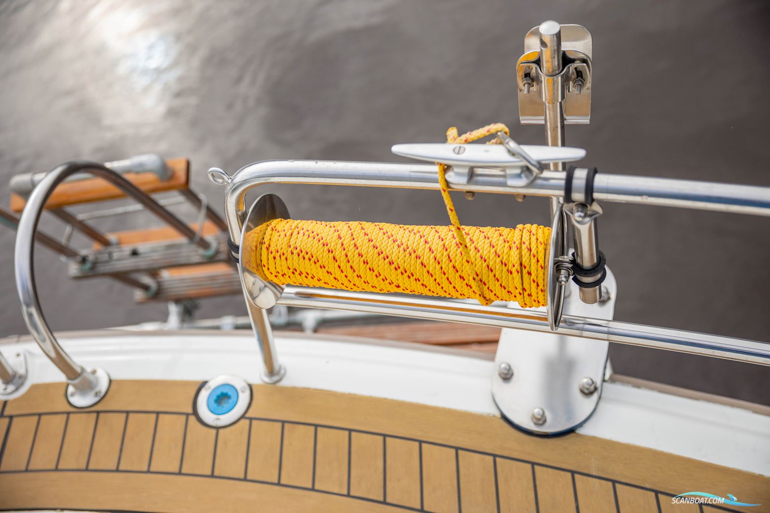 Amerglass 32 AK HT