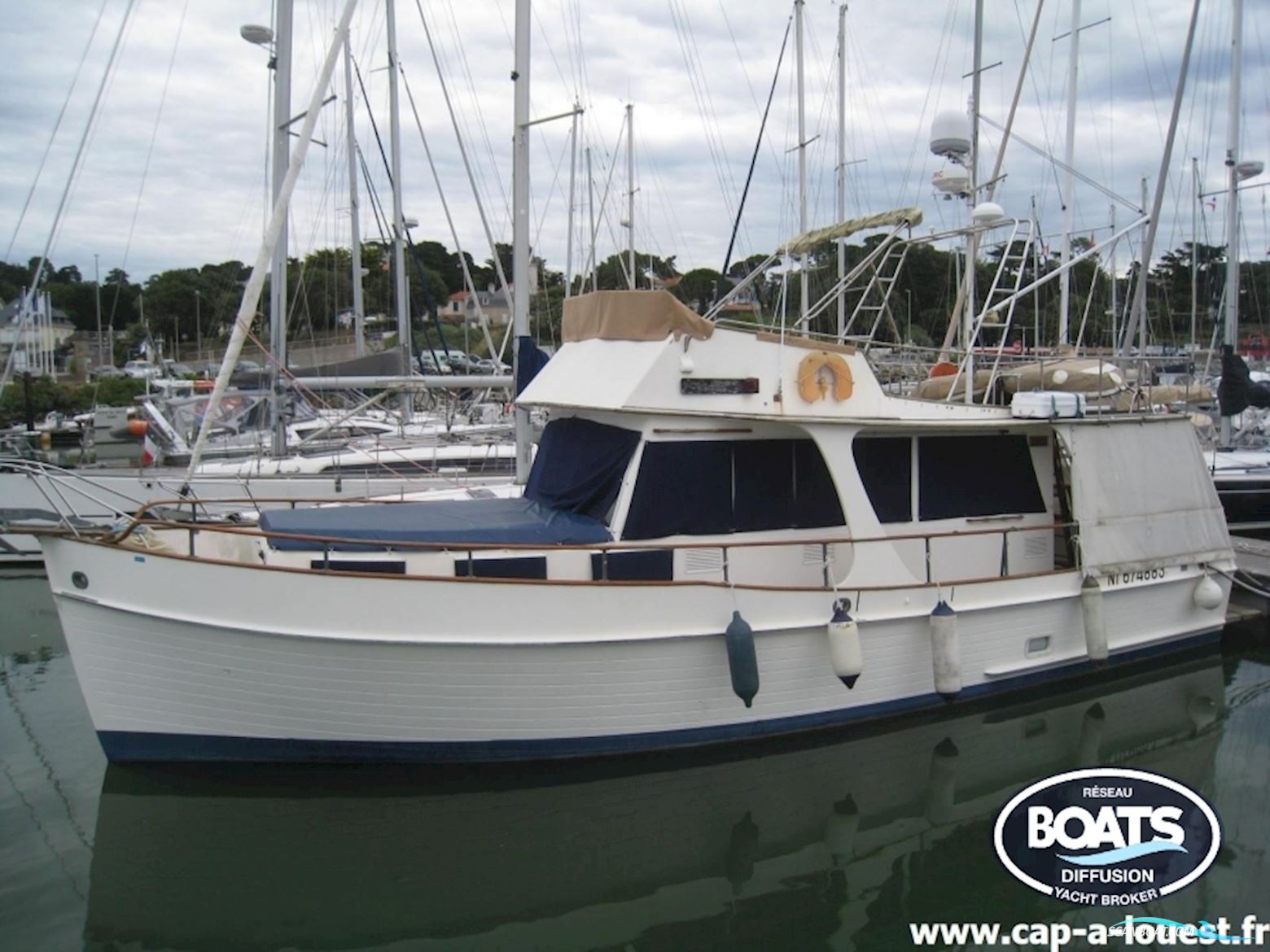 American Marine Grand Banks 42 Europa Motorbåd 1980, med Ford 2715E motor, Frankrig
