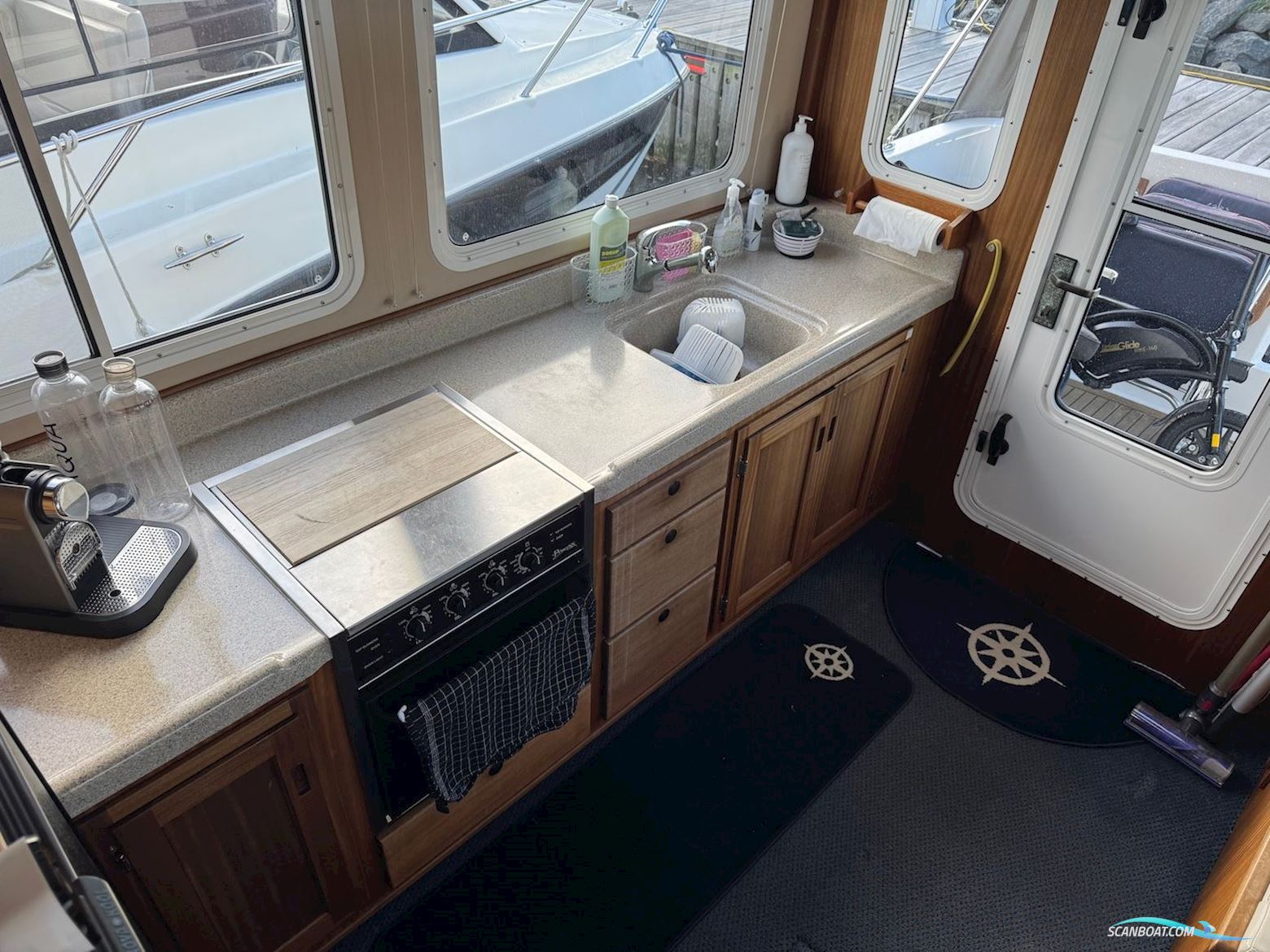 American Tug 34