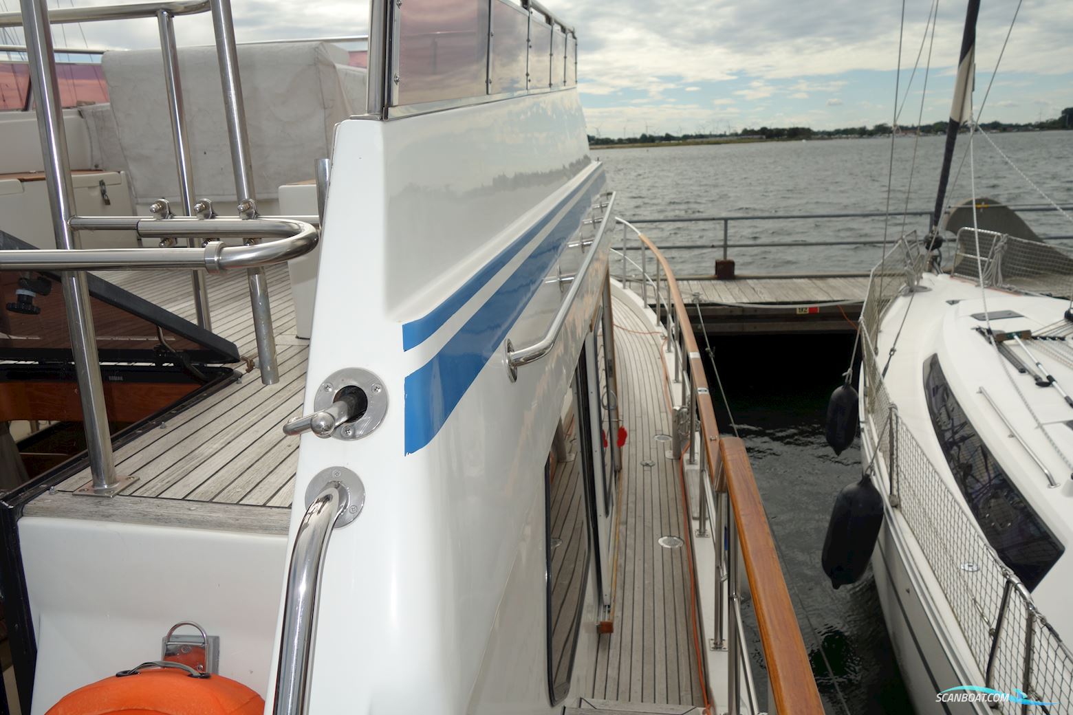 Ams Marine Tawler