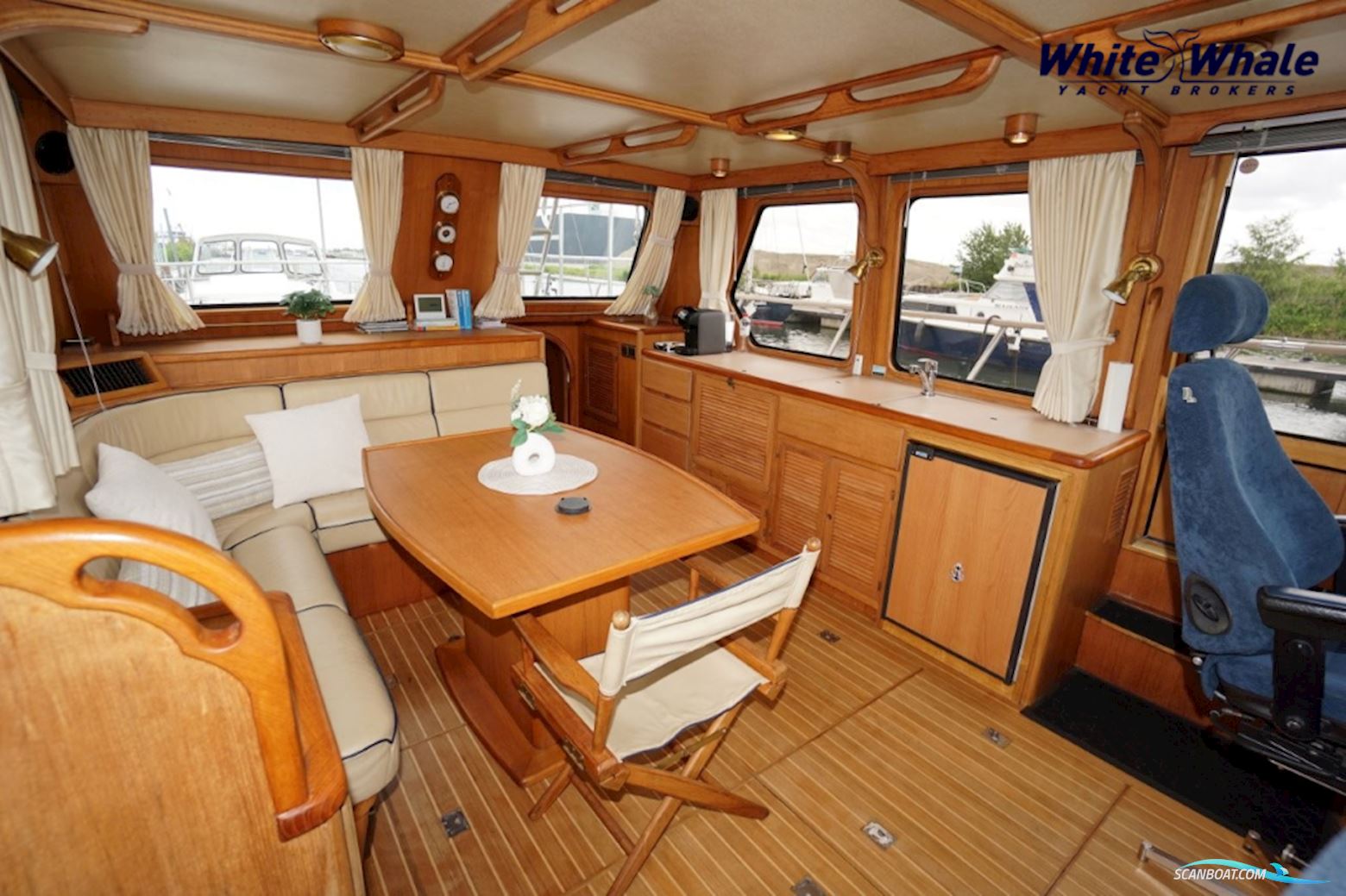 Ams Marine Yachts Trawler 42 DC