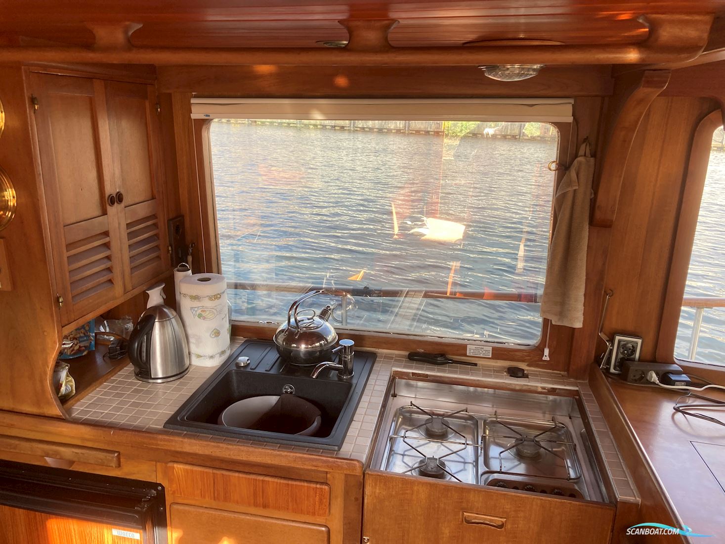 Ams Trawler 34 DC