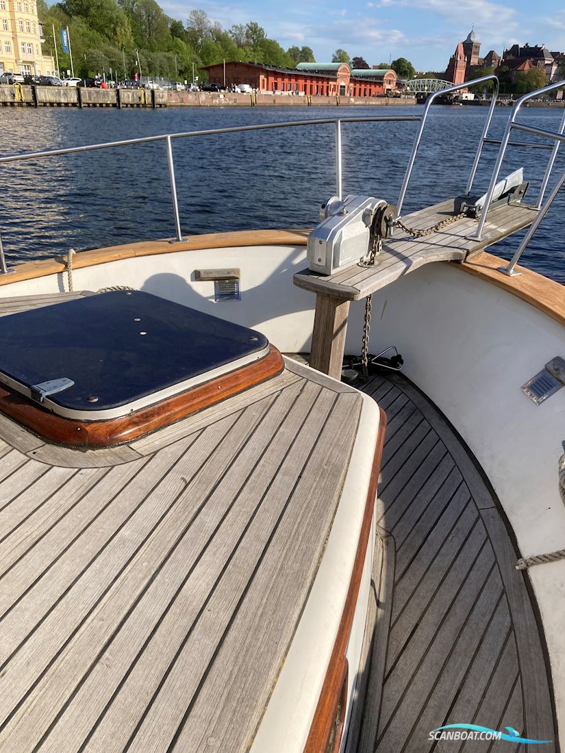 Ams Trawler 34 DC
