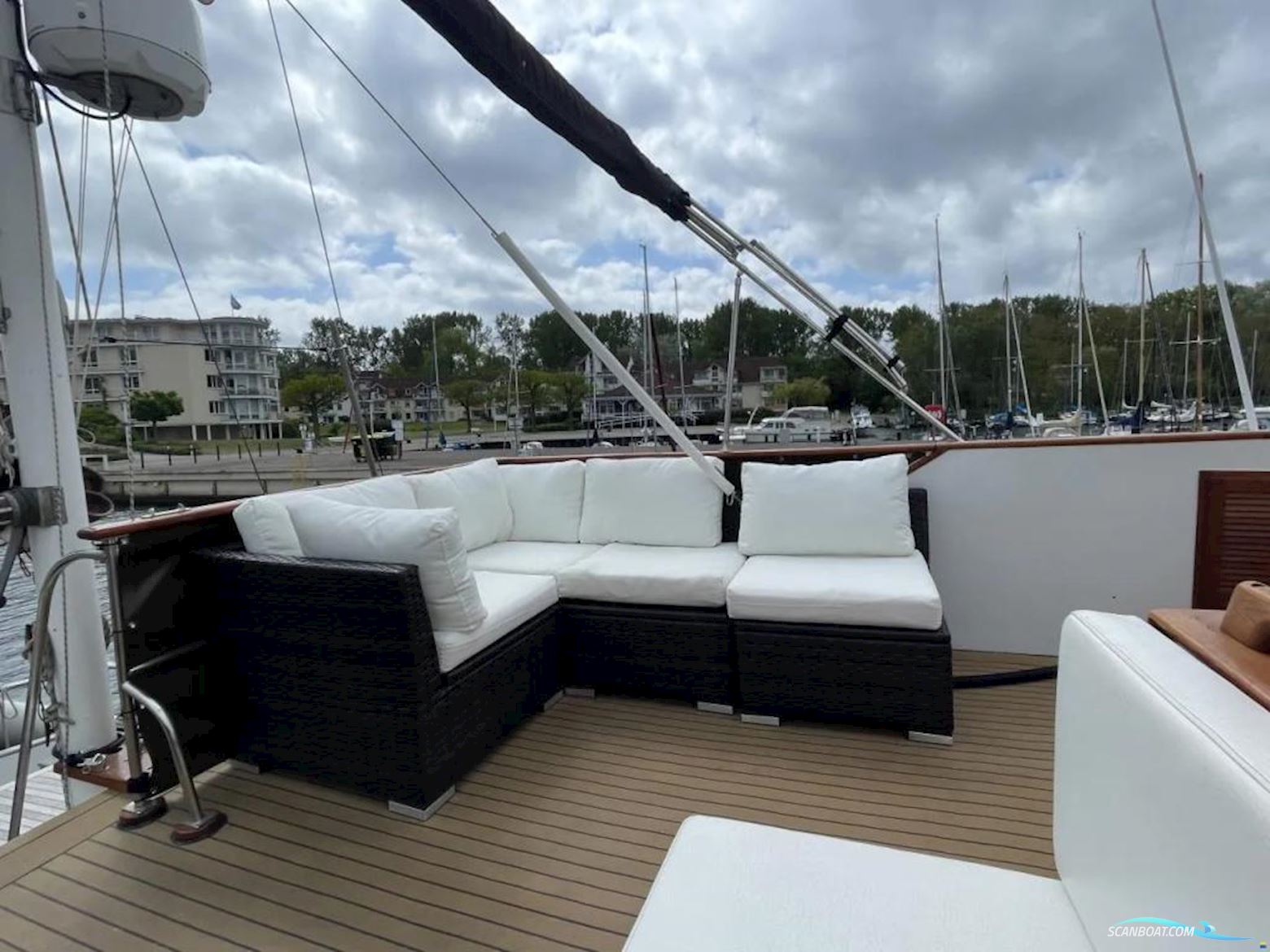 AMS Trawler 40