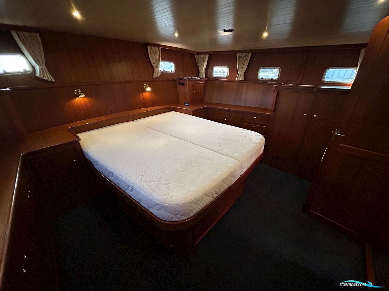 Ankertrawler 1700 AK/PH