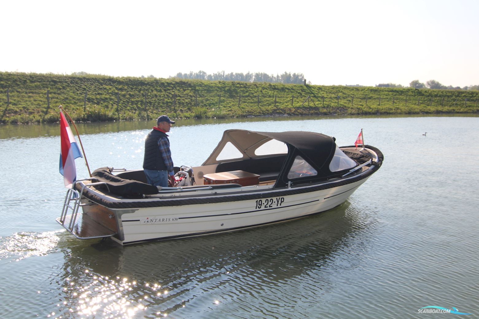 Antaris 630 Flying Lounge