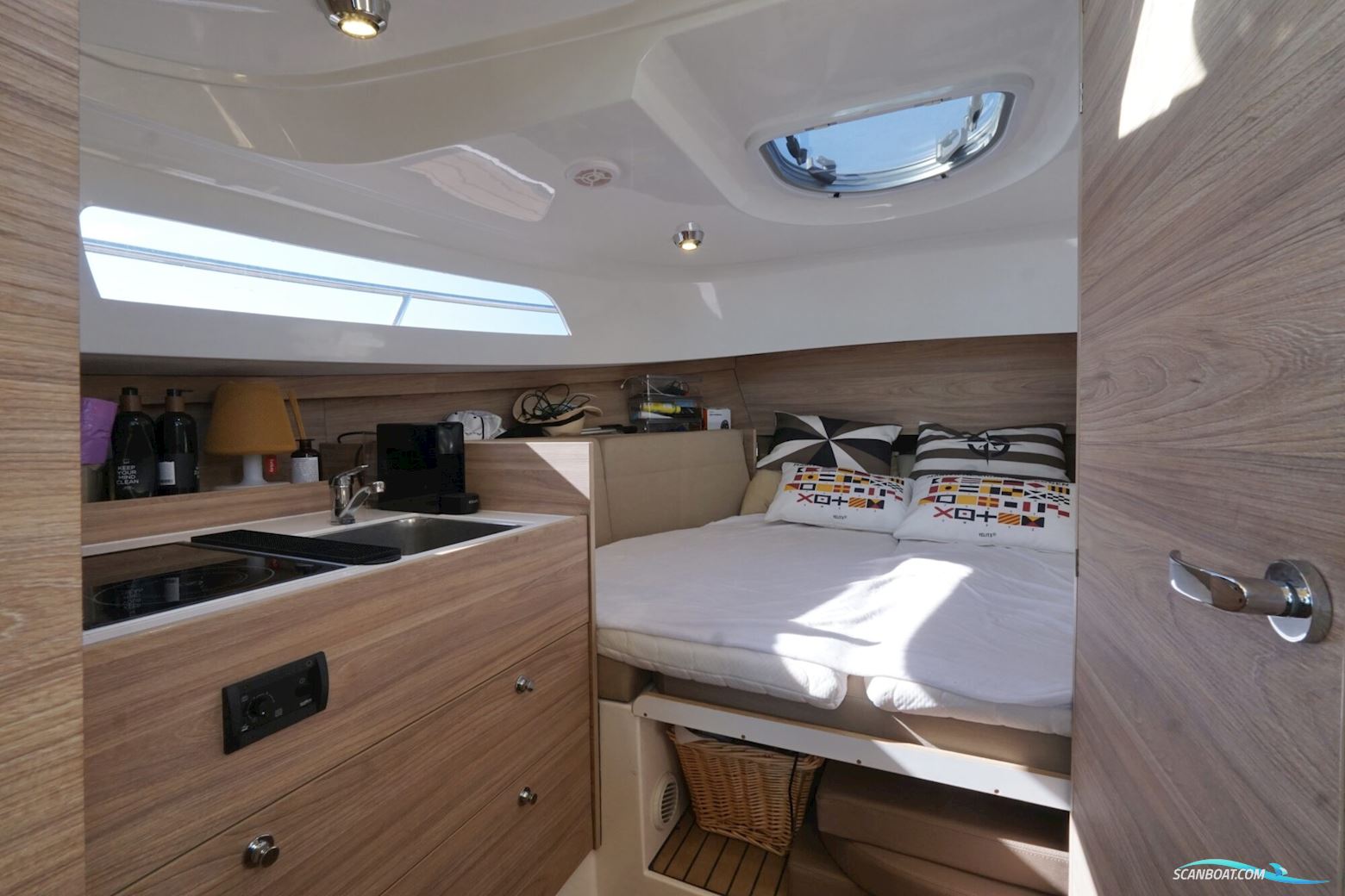 Antaris Seventy7 Cabin
