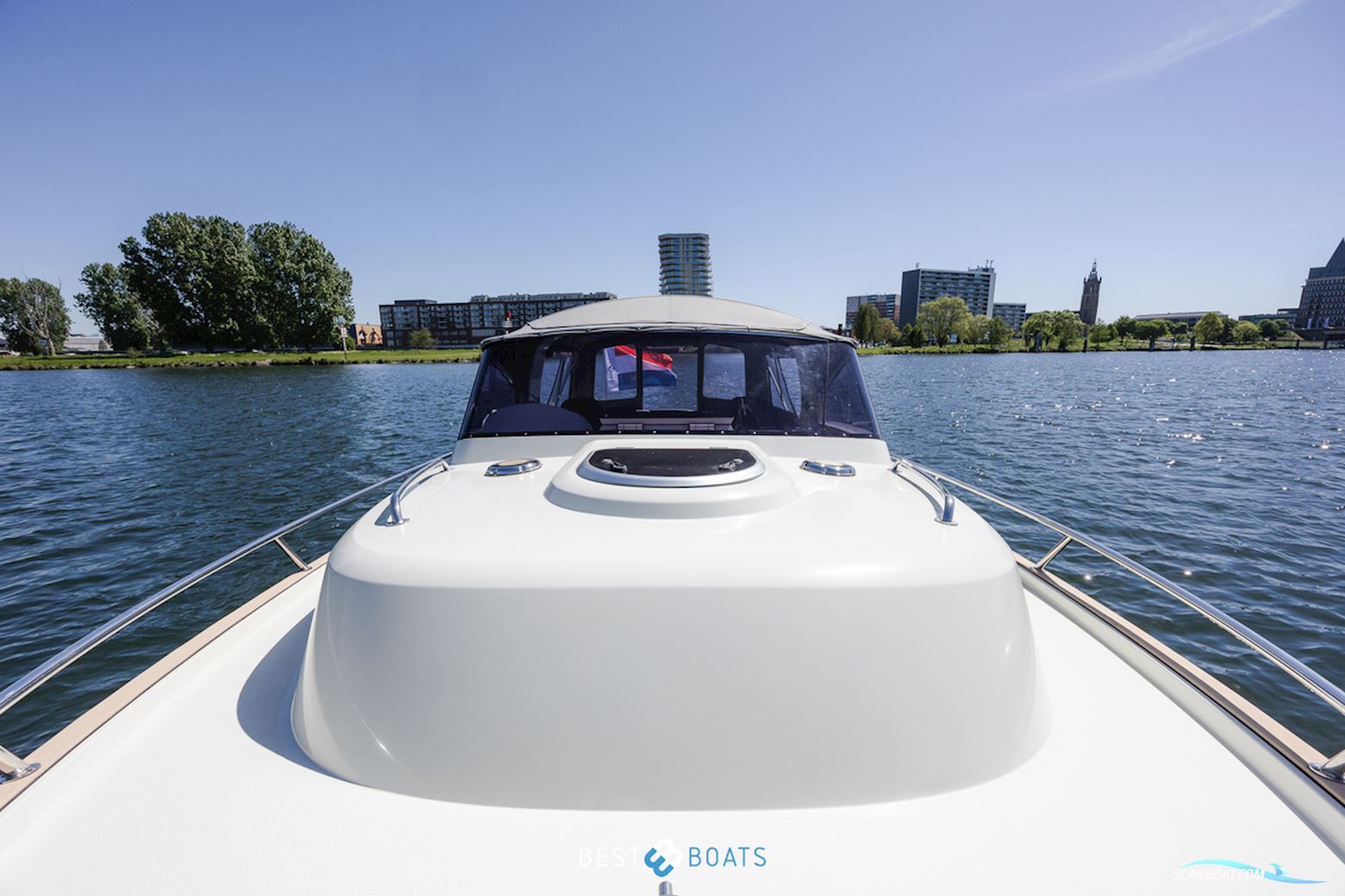 Antaris Seventy7 Cabin