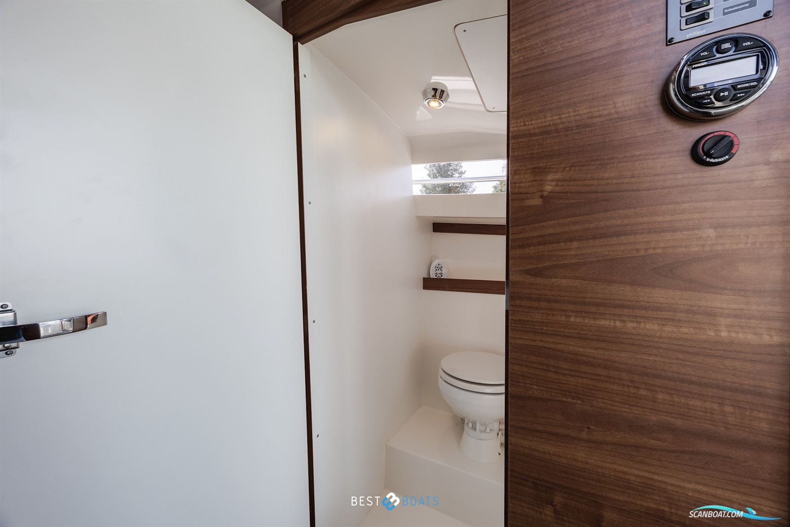 Antaris Seventy7 Cabin