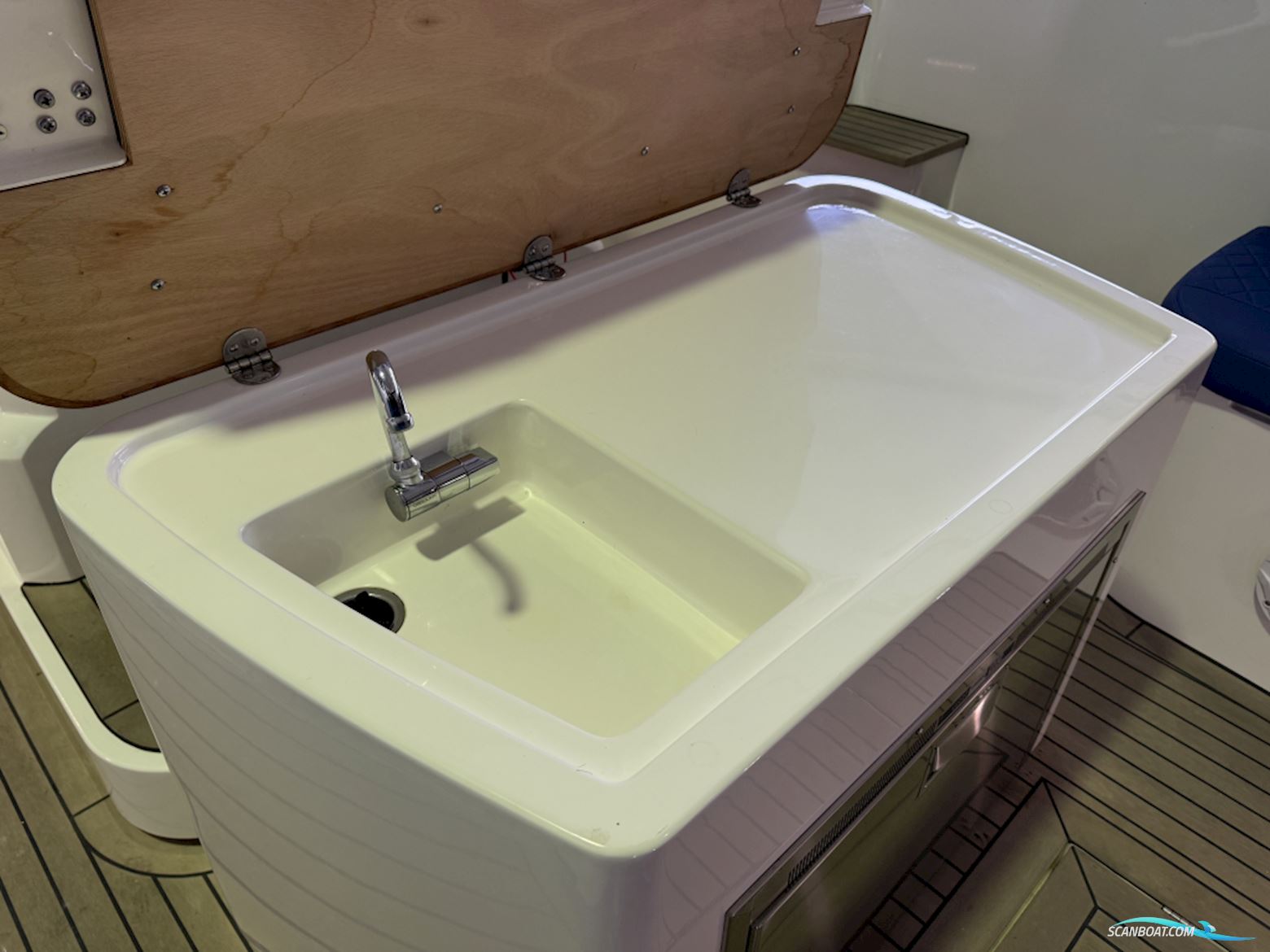 Antaris Seventy7 Sport